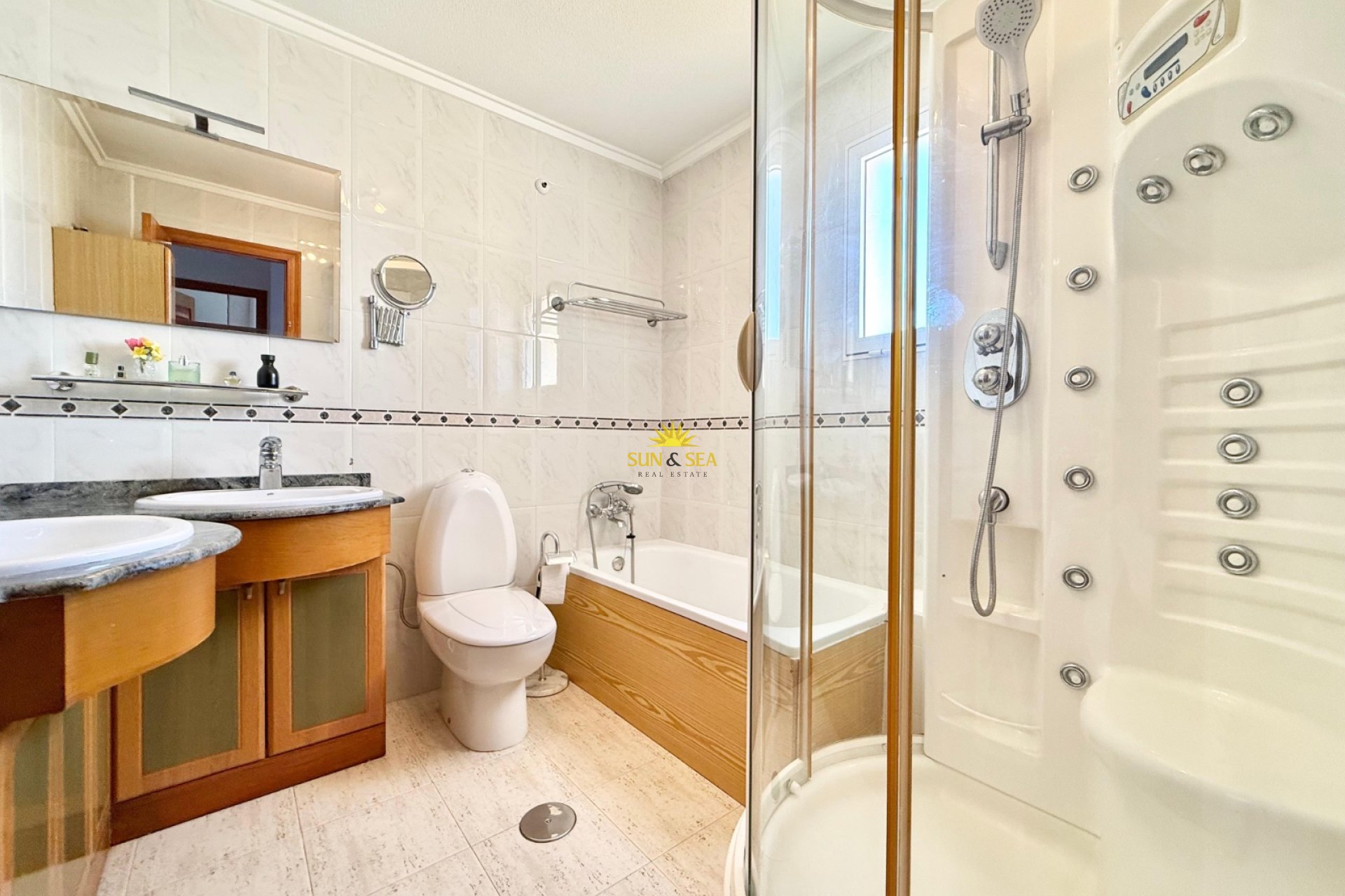 Reventa - Chalet - Torrevieja - Urb. Jardín del Mar