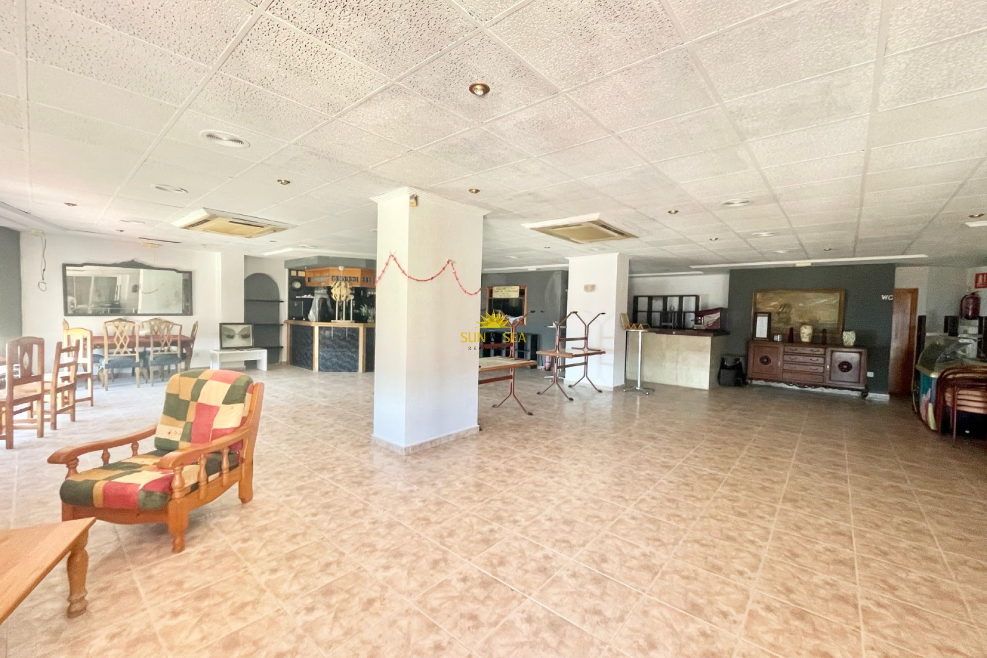 Reventa - Comercial - Torrevieja - Acequion