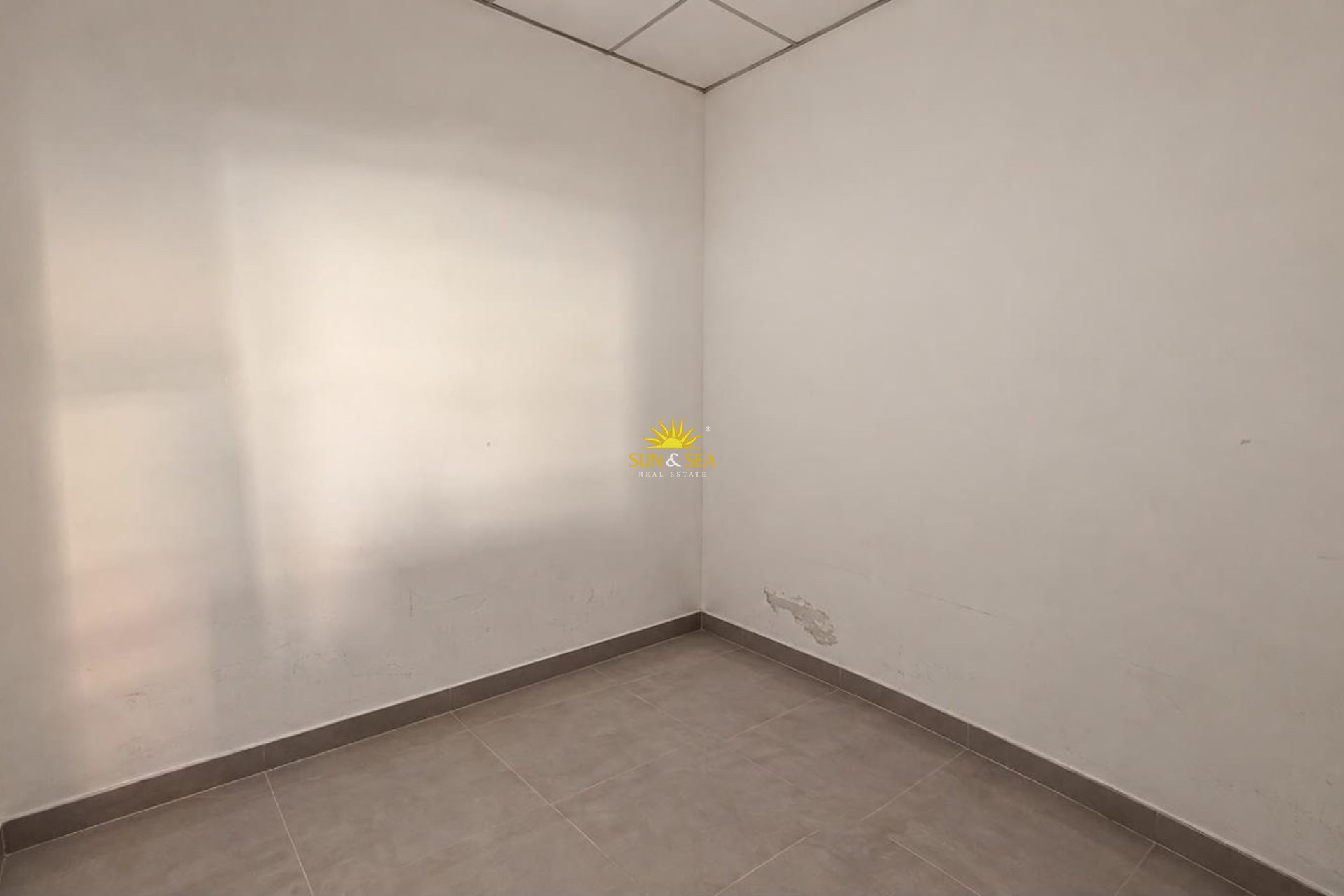 Reventa - Comercial - Torrevieja - torrevieja