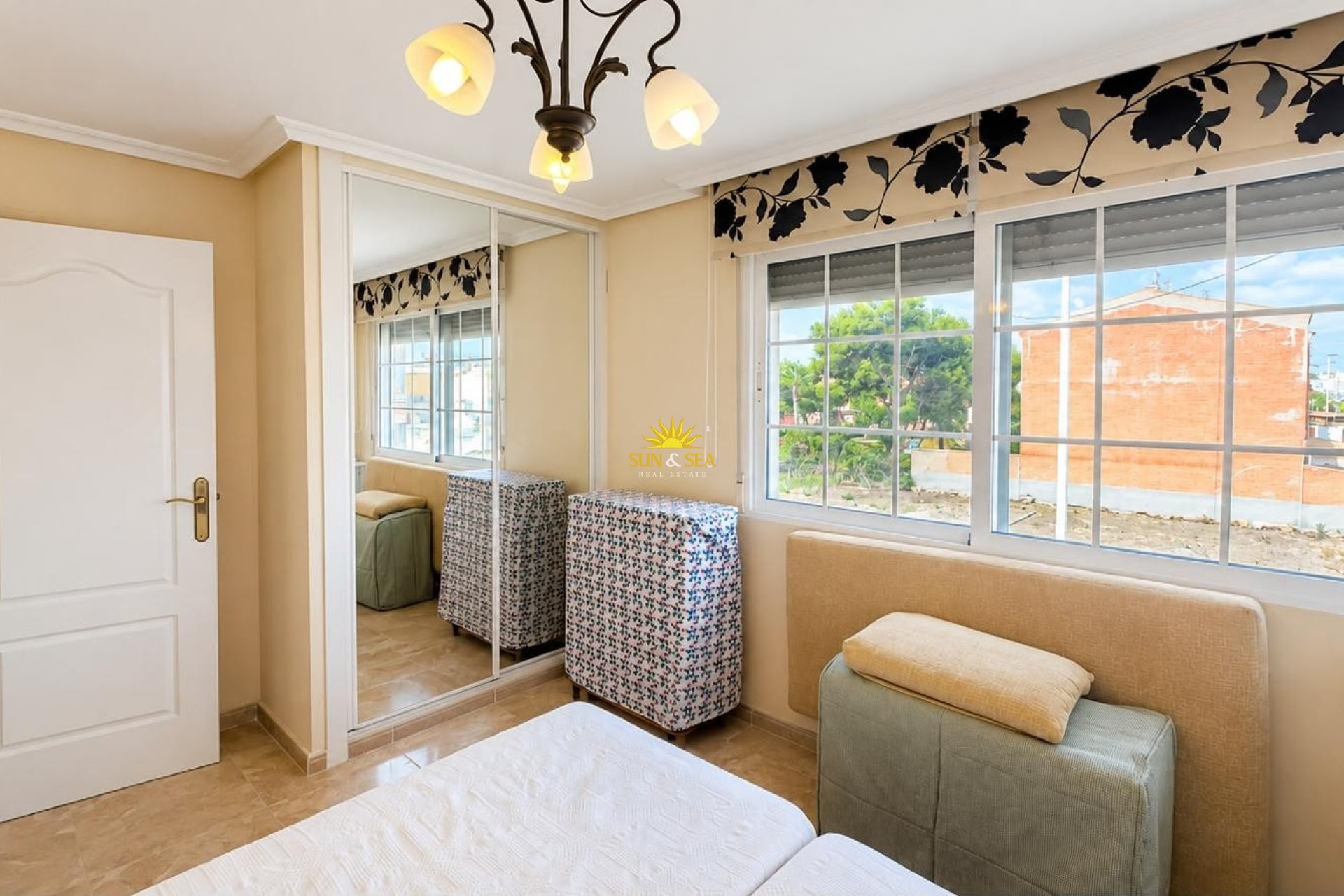 Reventa - Duplex - Torrevieja - Playa de los locos