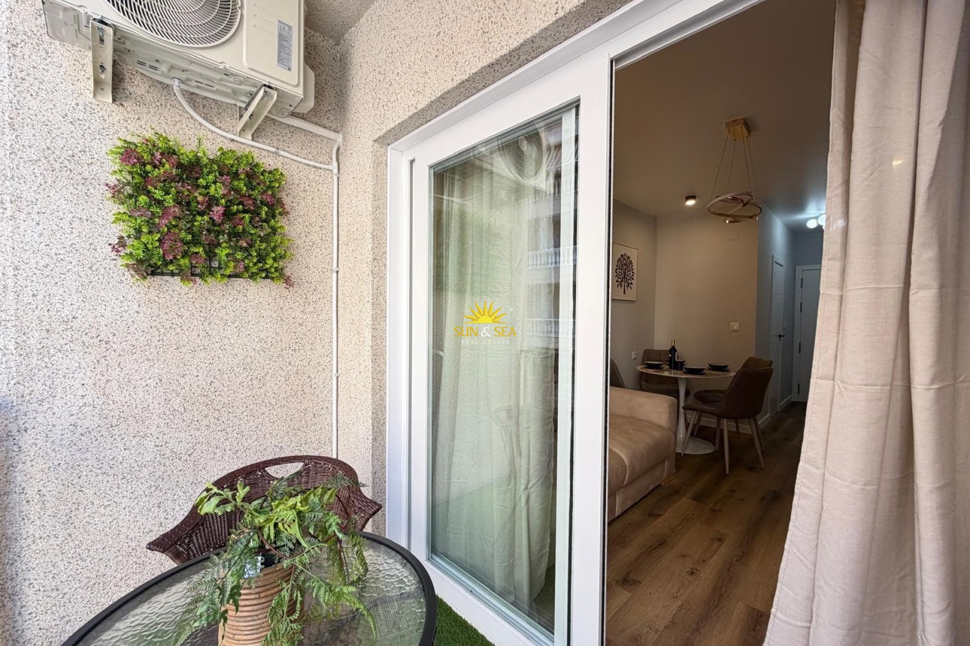 Reventa - Estudio - Torrevieja - torrevieja