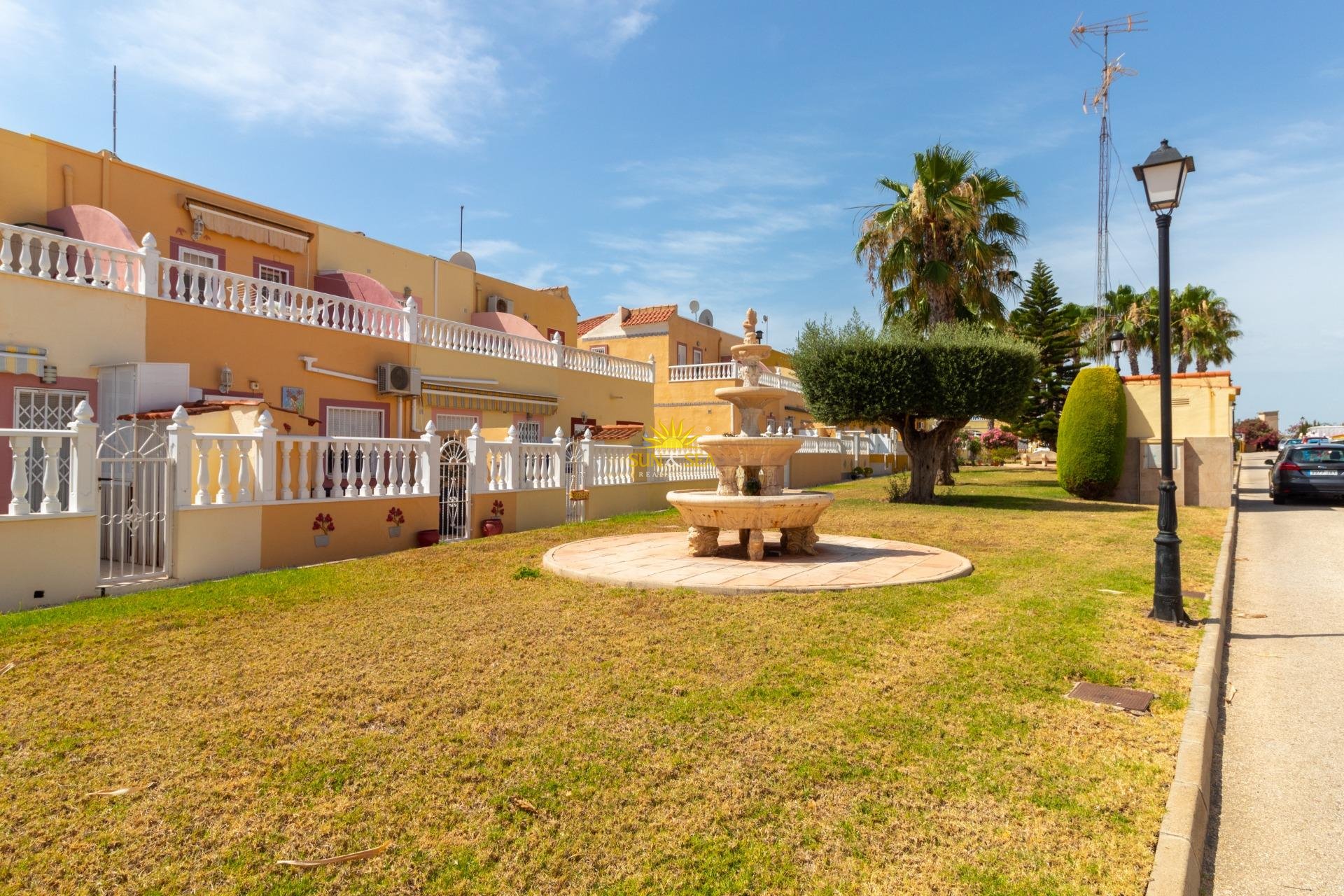 Reventa - Villa / Semi separado - Orihuela Costa - La Regia
