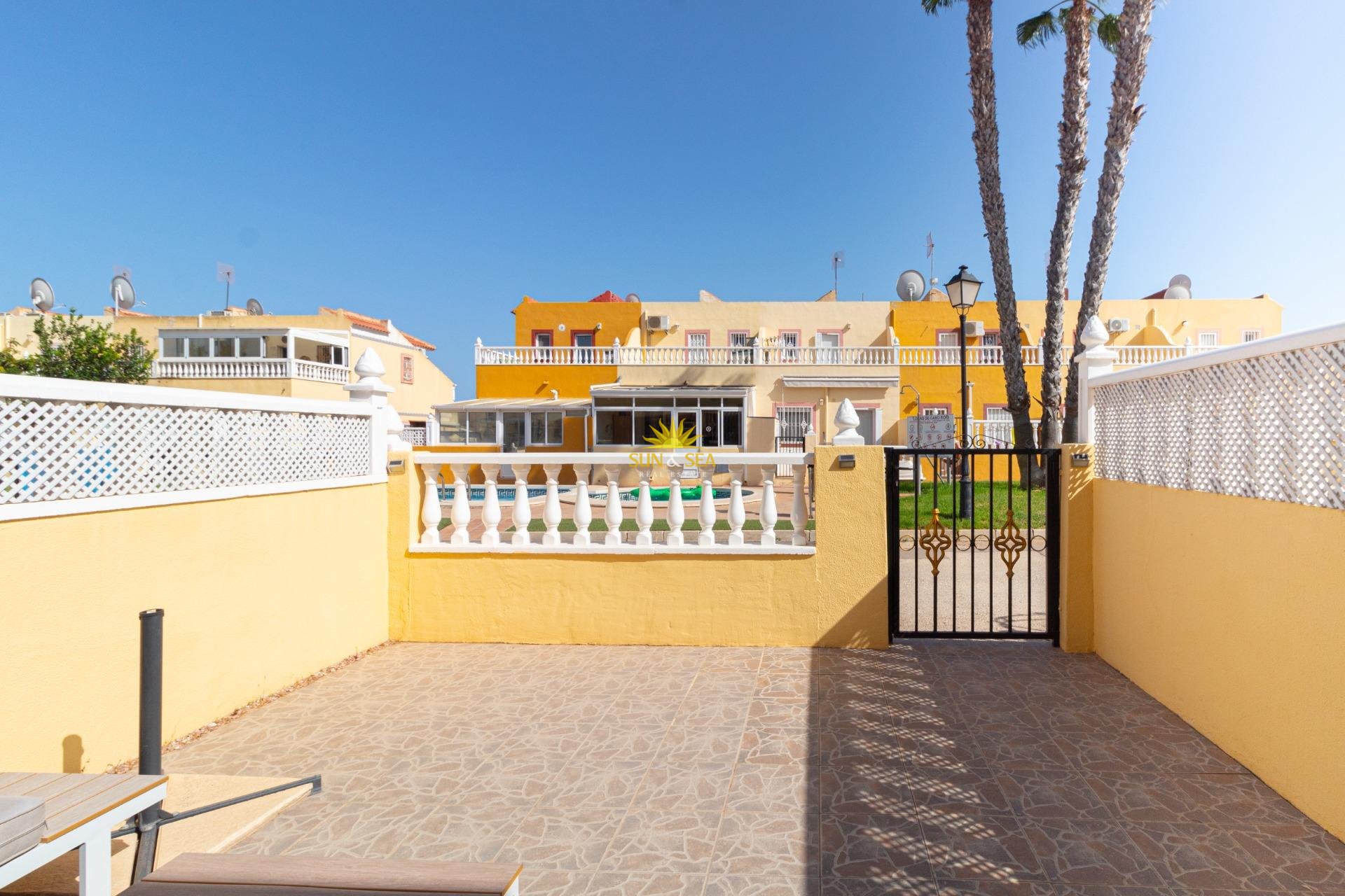 Reventa - Villa / Semi separado - Orihuela Costa - La Regia