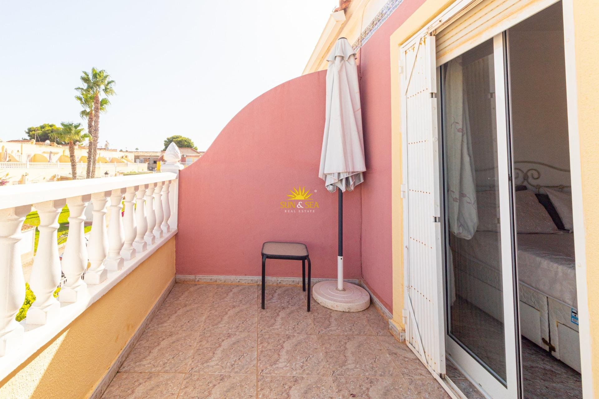 Reventa - Villa / Semi separado - Orihuela Costa - La Regia