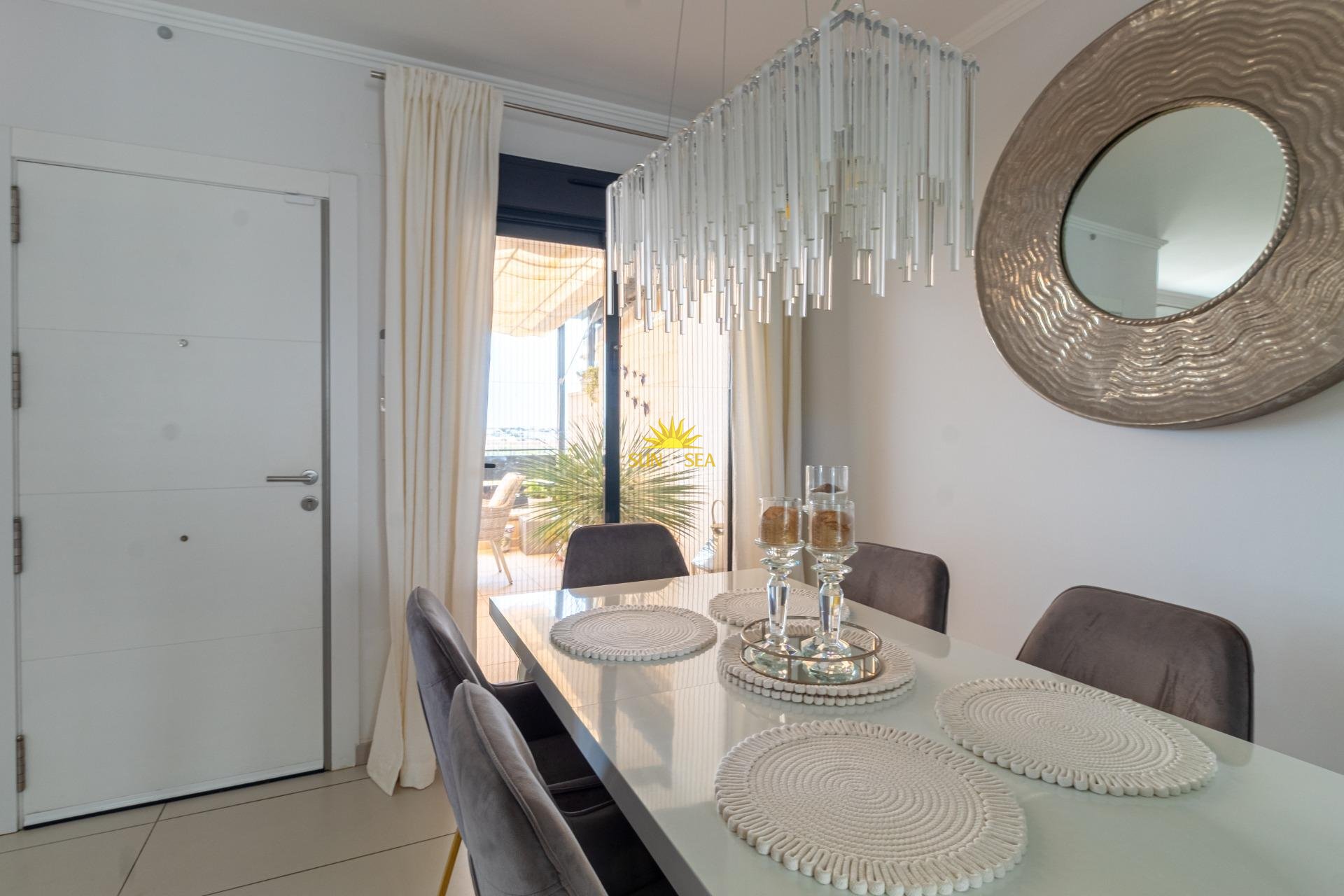 Reventa - Villa / Semi separado - Orihuela Costa - Lomas de Cabo Roig