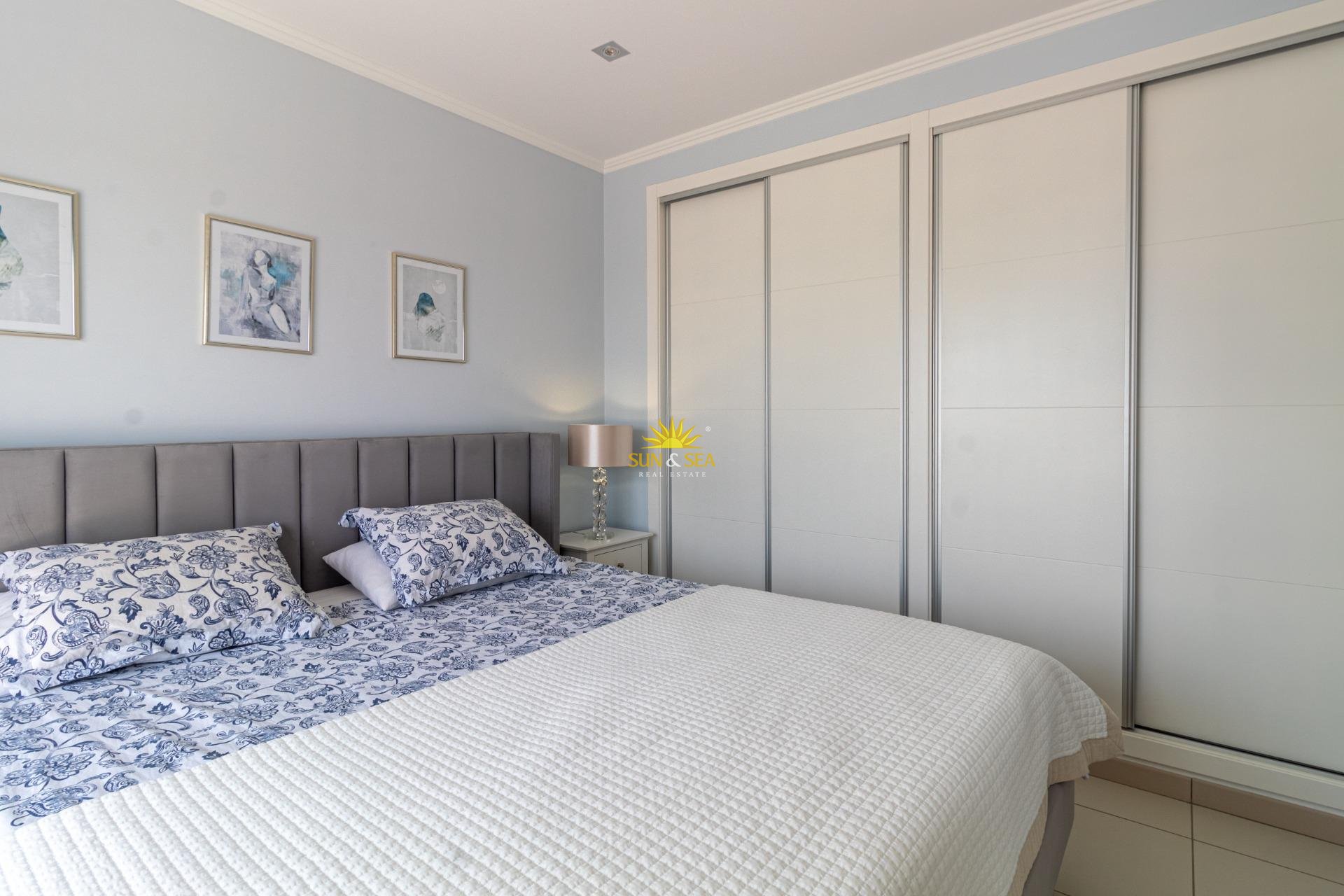 Reventa - Villa / Semi separado - Orihuela Costa - Lomas de Cabo Roig