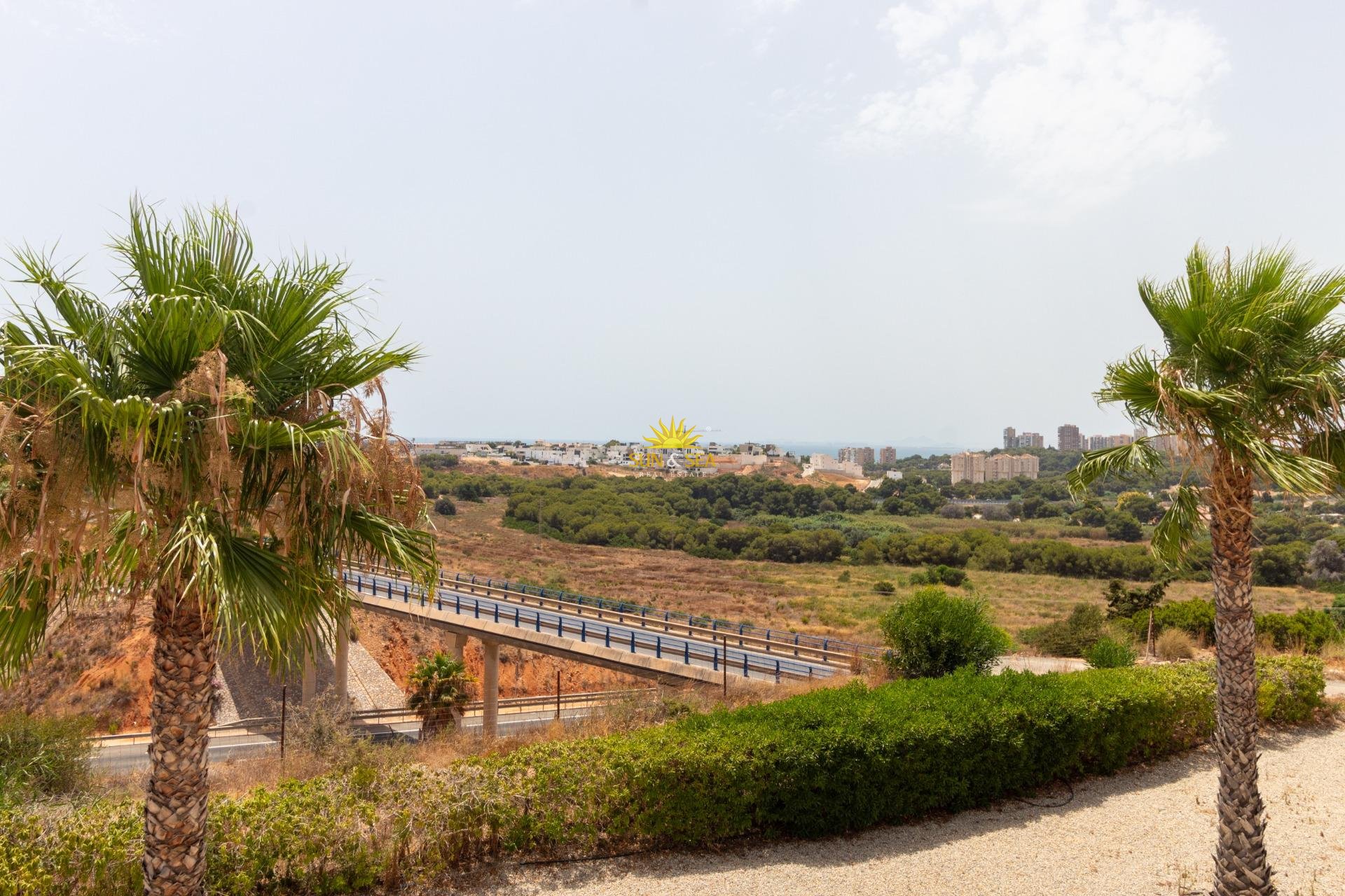 Reventa - Villa / Semi separado - Orihuela Costa - Lomas de Cabo Roig