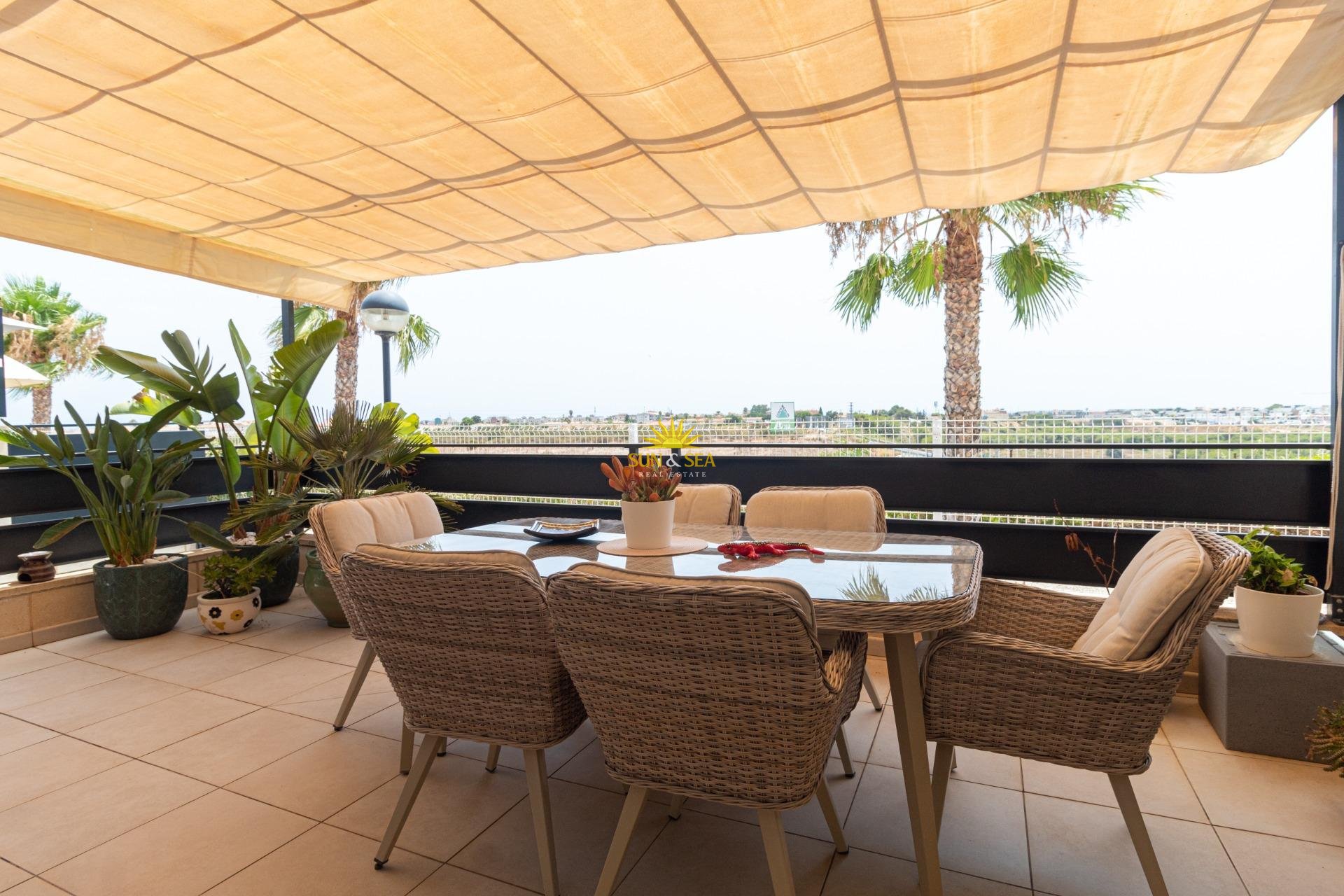 Reventa - Villa / Semi separado - Orihuela Costa - Lomas de Cabo Roig
