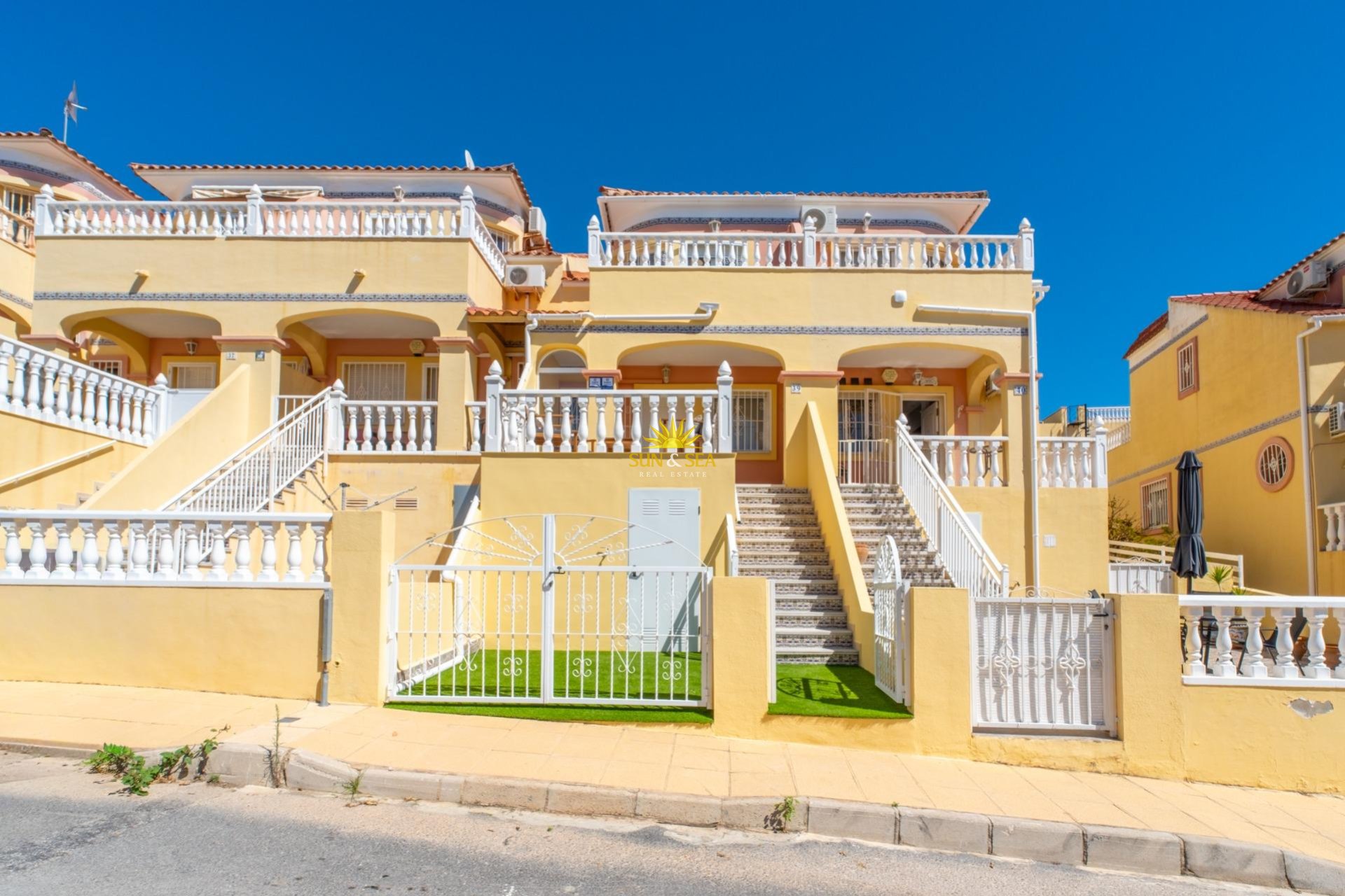Reventa - Villa / Semi separado - Orihuela Costa - Lomas de Campoamor-Las Ramblas