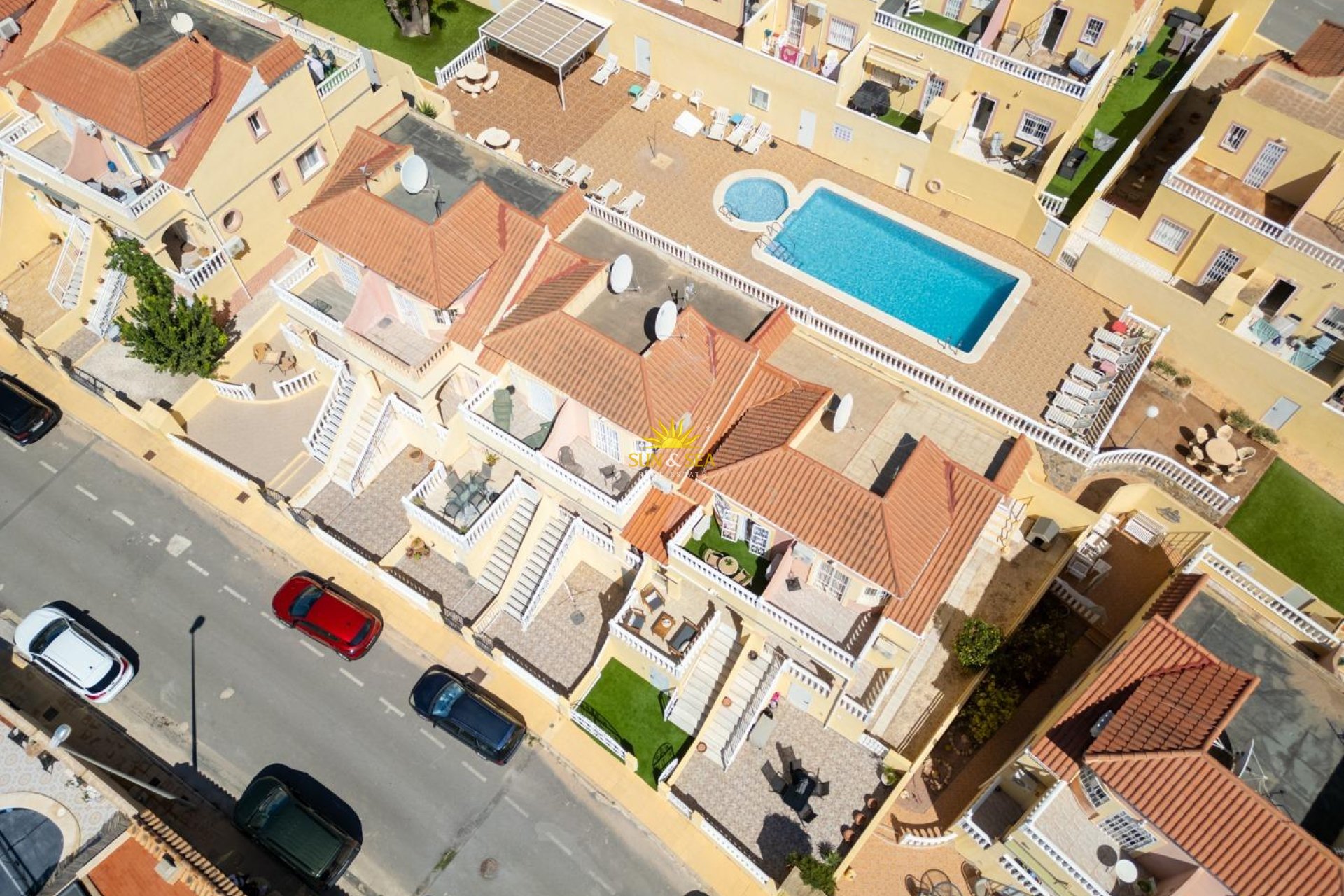 Reventa - Villa / Semi separado - Orihuela Costa - Lomas de Campoamor-Las Ramblas