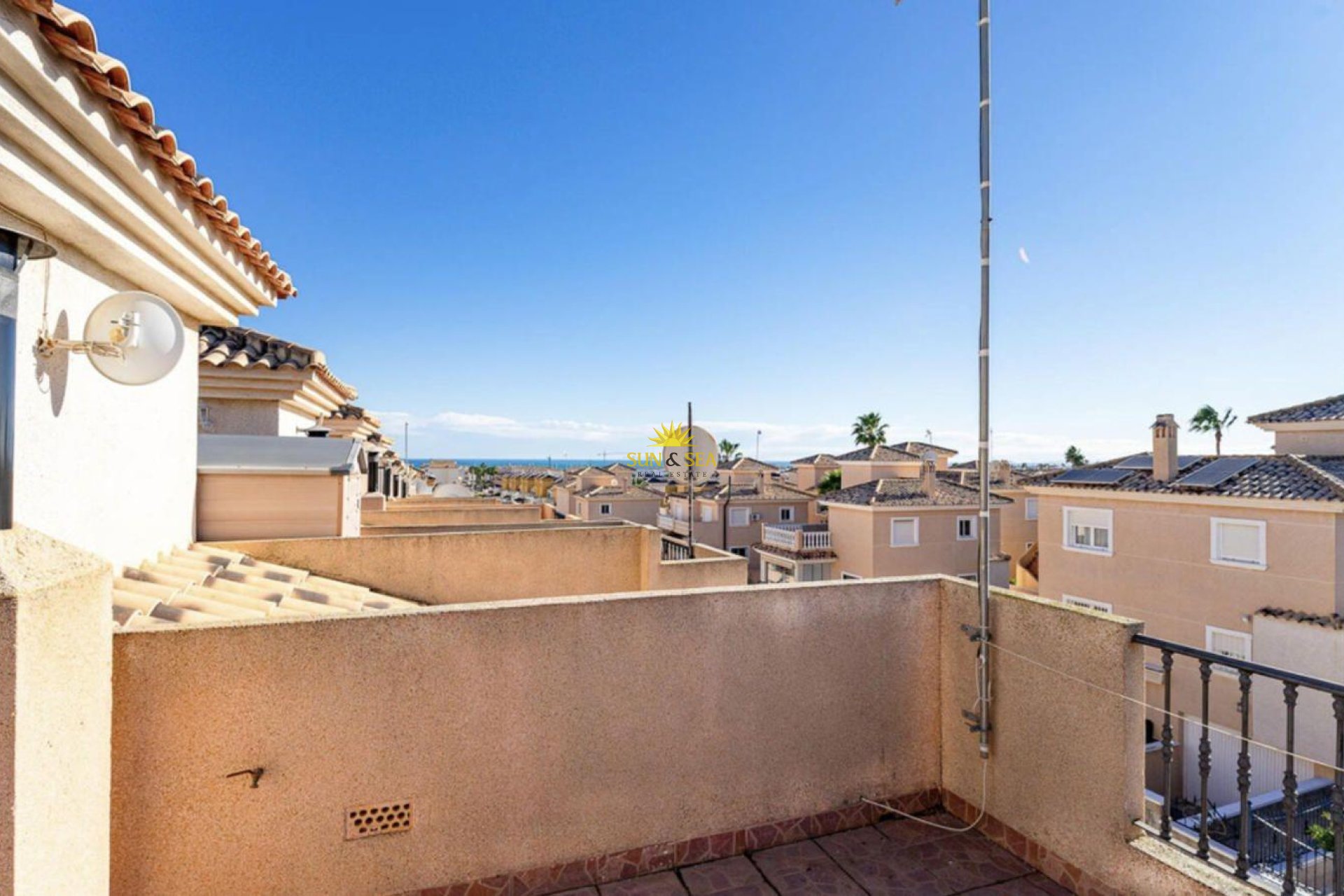 Reventa - Villa / Semi separado - Orihuela Costa - Los Altos
