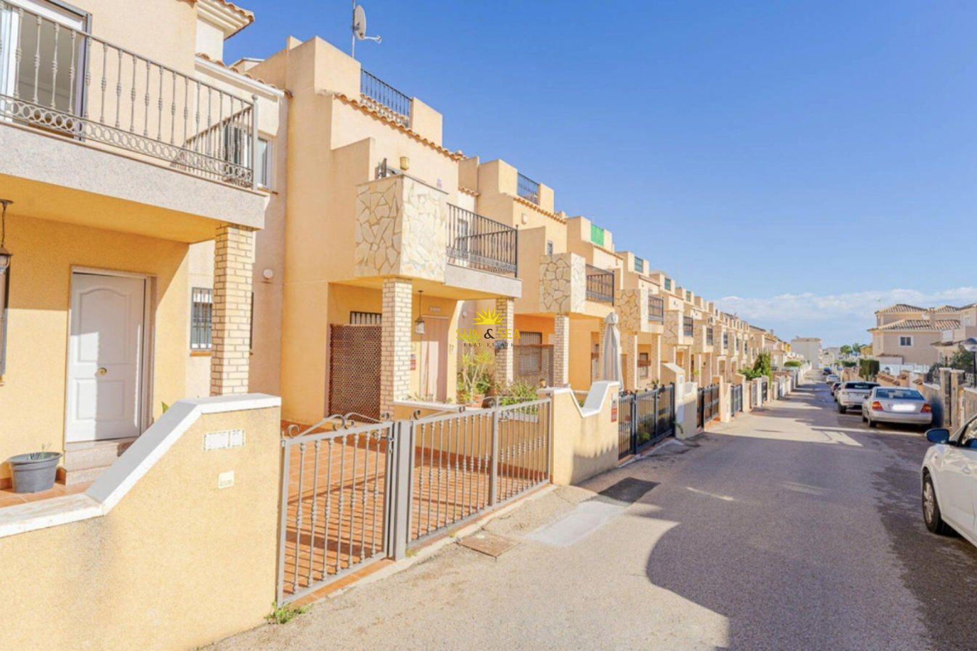 Reventa - Villa / Semi separado - Orihuela Costa - Los Altos