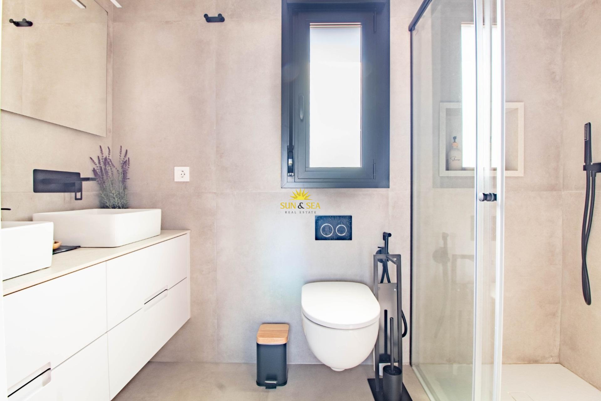 Reventa - Villa / Semi separado - Santiago de la ribera - zona san blas