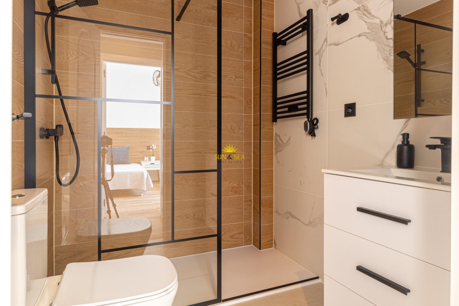 Reventa - Villa / Semi separado - Torrevieja - Los altos
