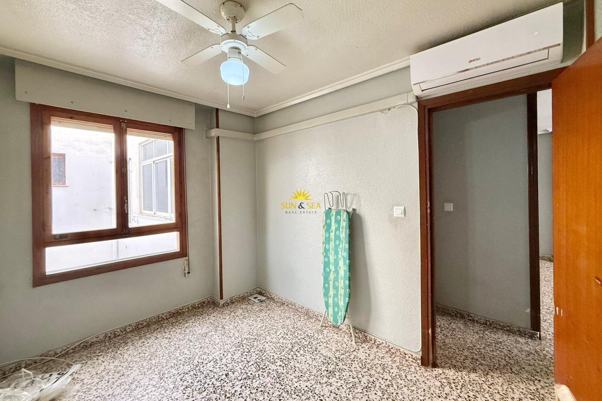 Revente - Appartement - Torrevieja - Acequion