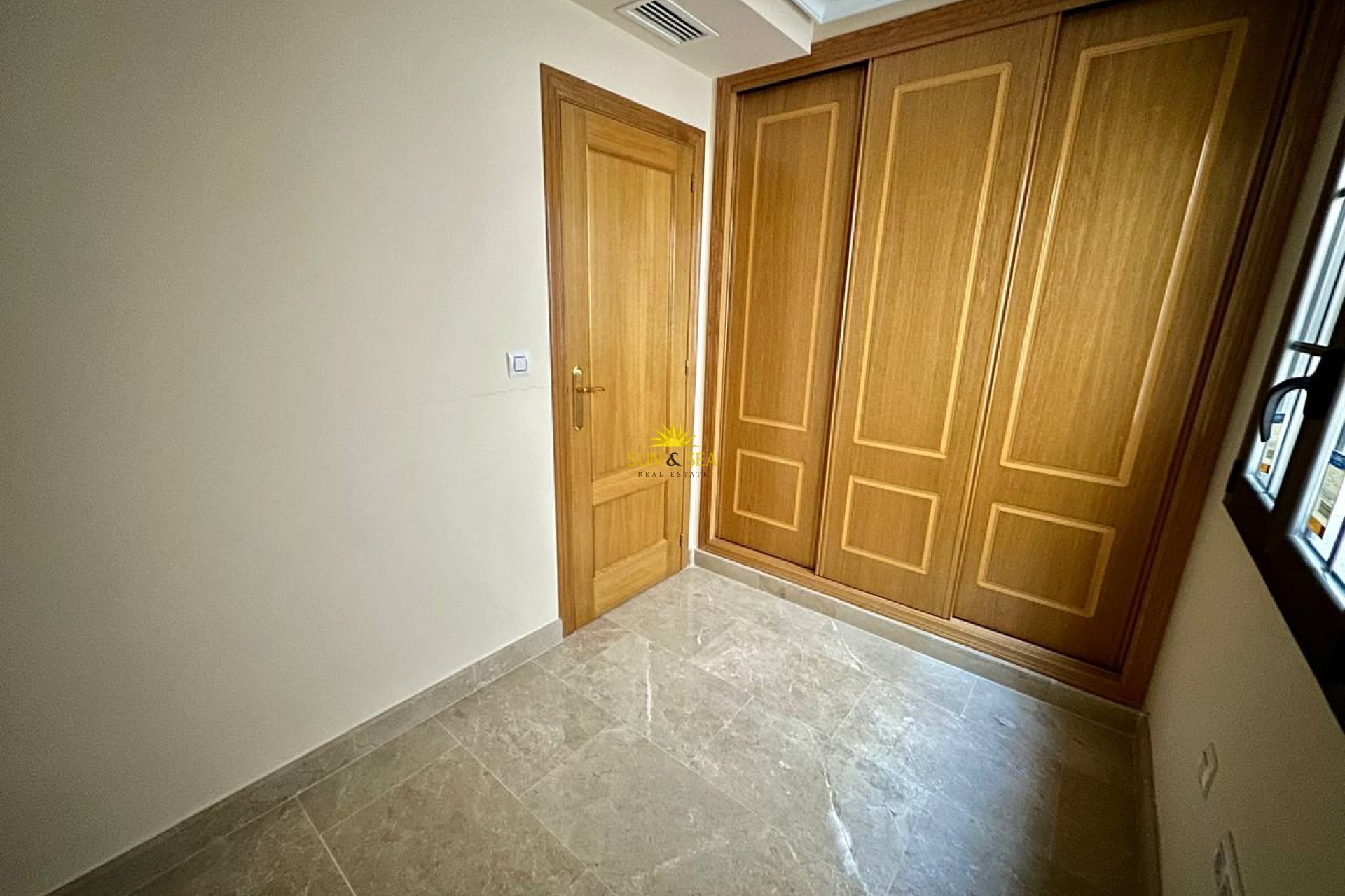 Revente - Appartement - Torrevieja - Centro