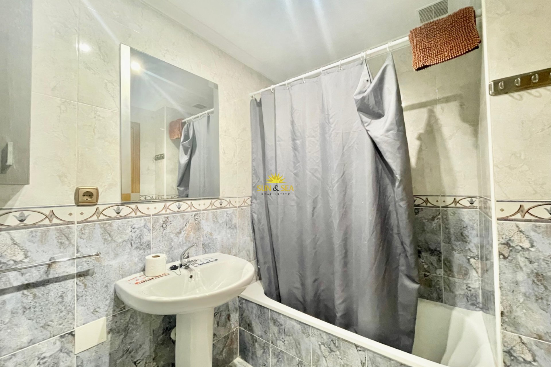 Revente - Appartement - Torrevieja - Centro