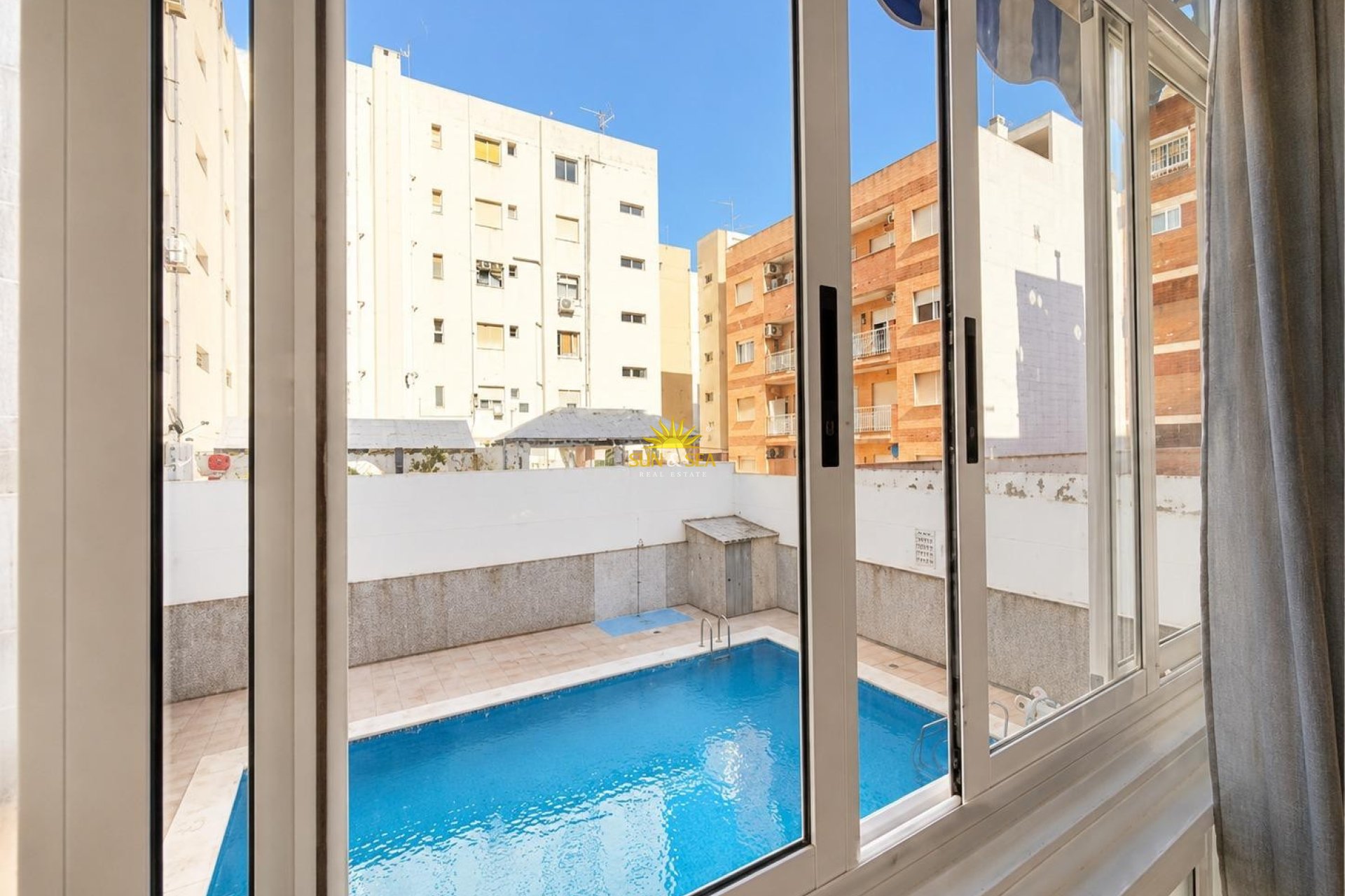 Revente - Appartement - Torrevieja - Centro