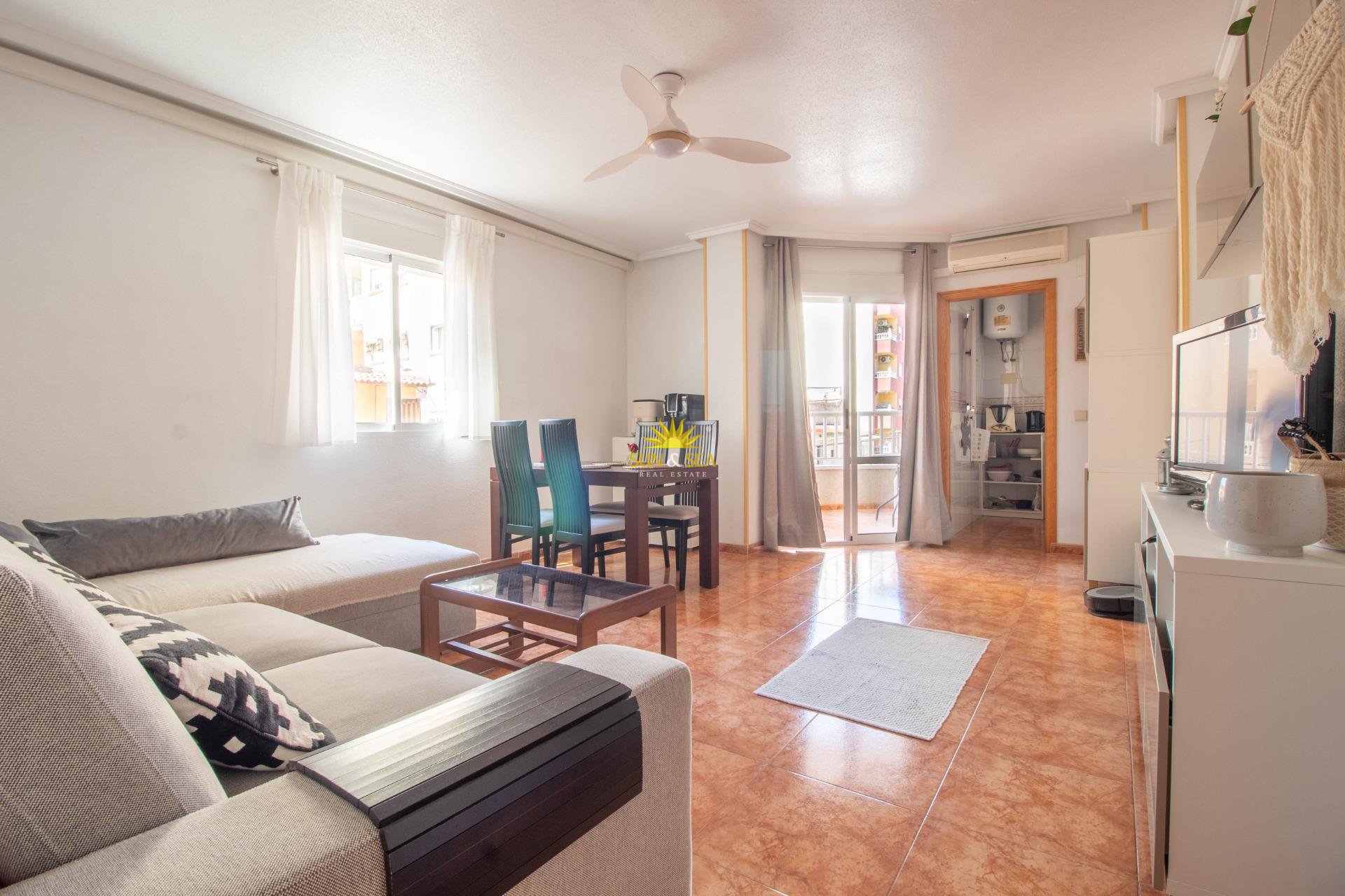 Revente - Appartement - Torrevieja - Centro