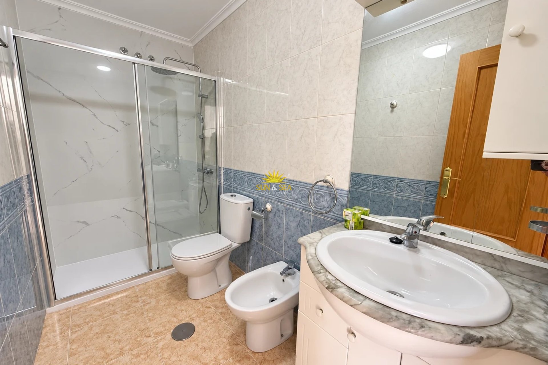 Revente - Appartement - Torrevieja - Centro