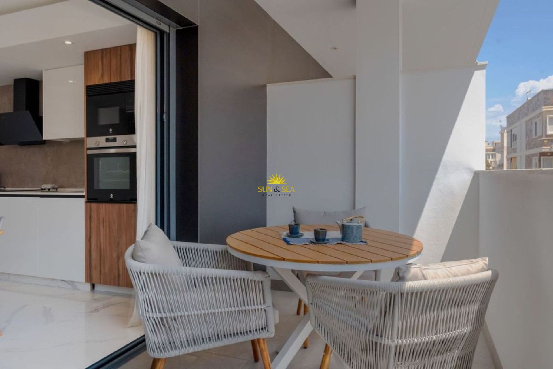 Revente - Appartement - Torrevieja - Puerto de Torrevieja
