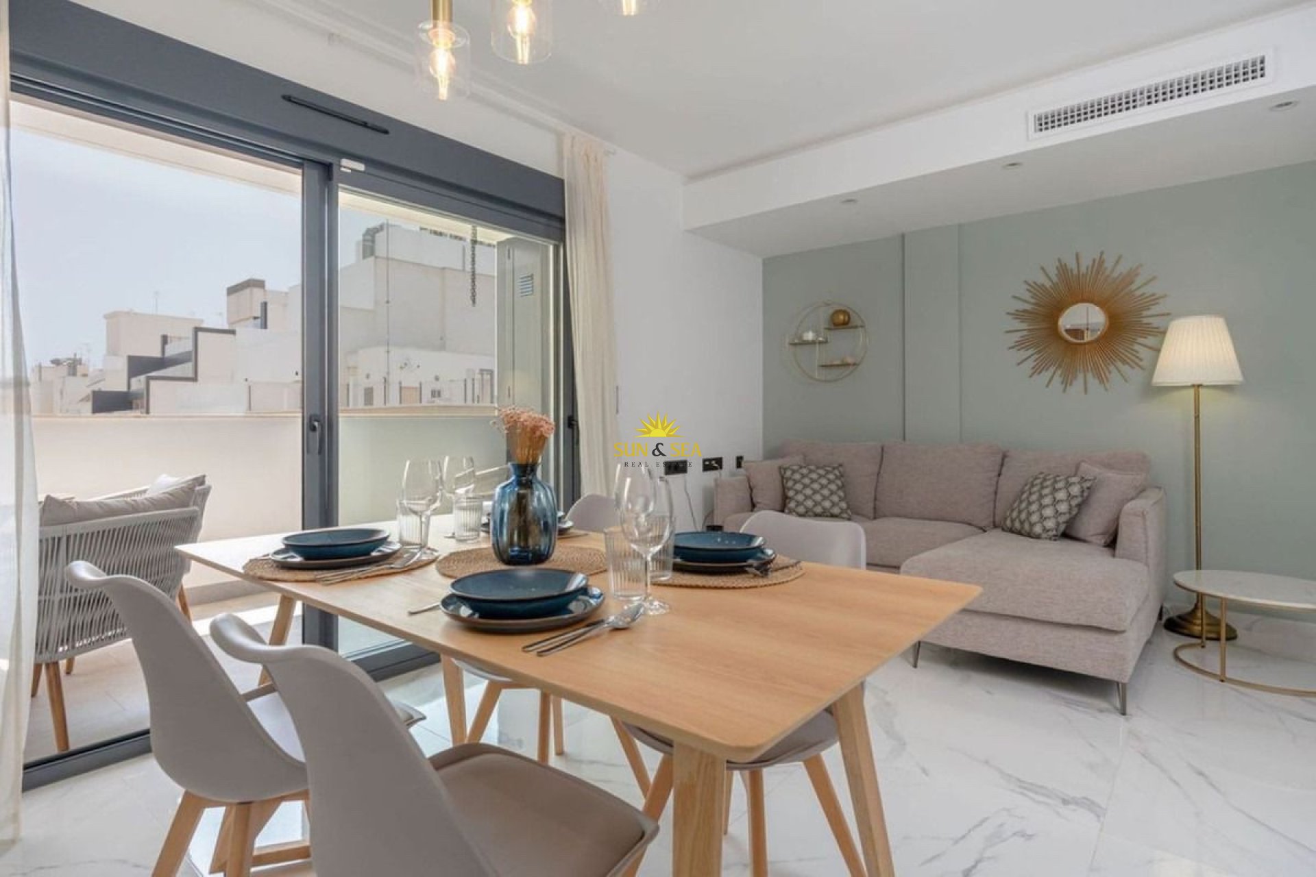 Revente - Appartement - Torrevieja - Puerto de Torrevieja