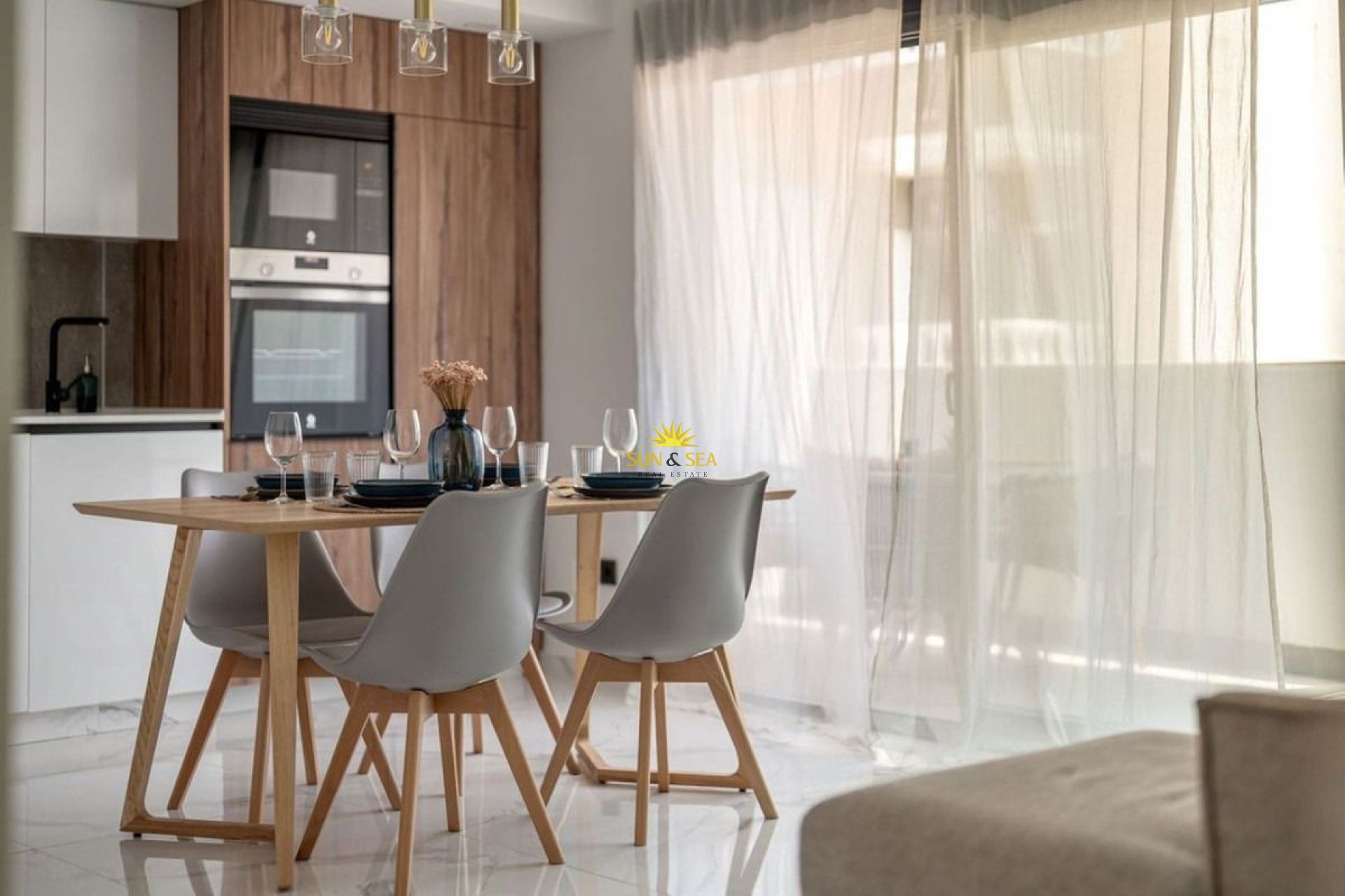 Revente - Appartement - Torrevieja - Puerto de Torrevieja