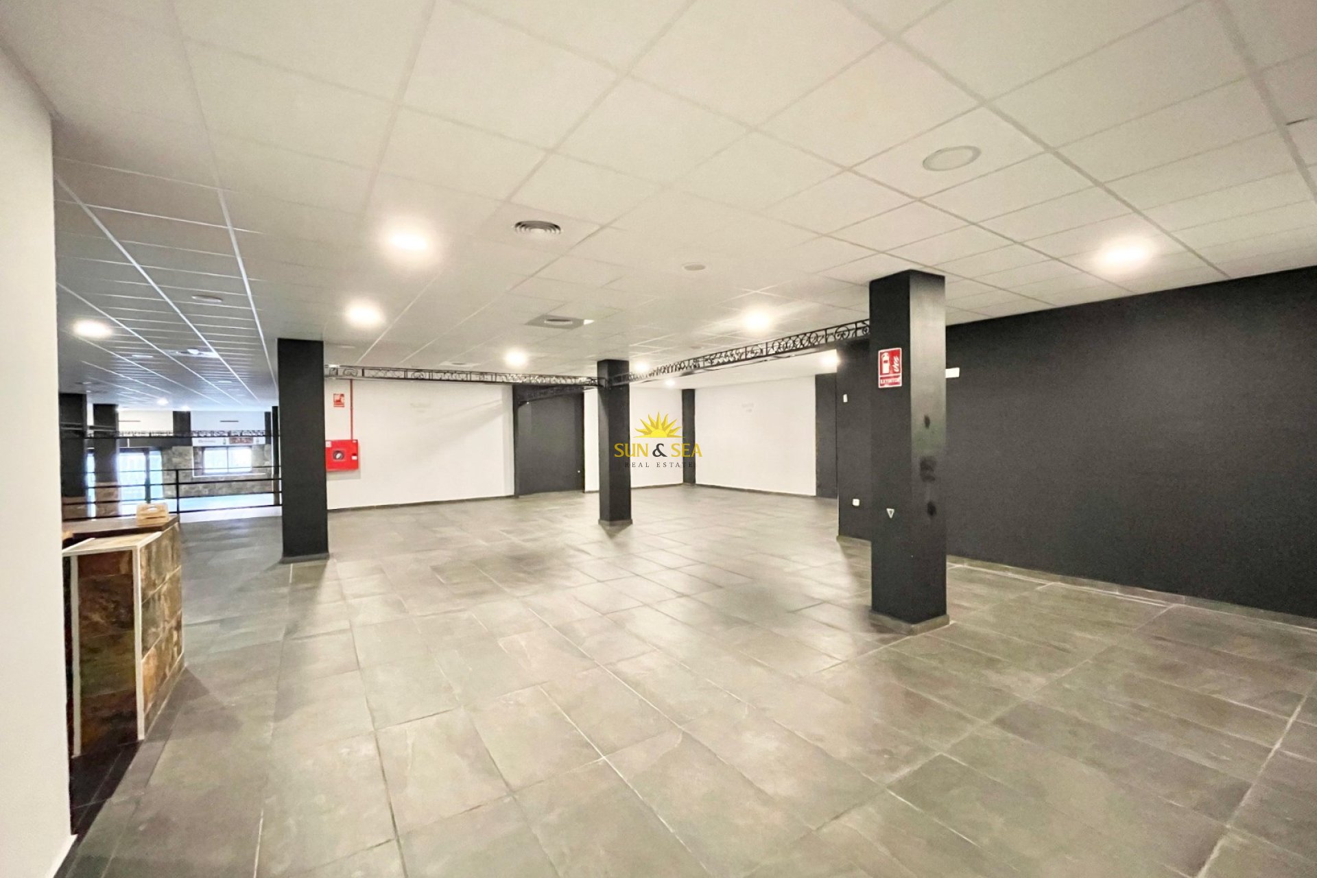 Revente - Commercial - Torrevieja - Playa del Cura
