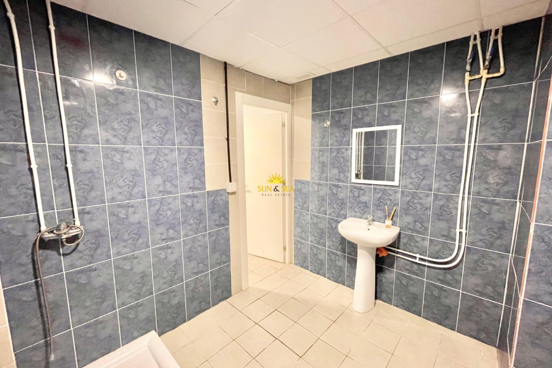 Revente - Commercial - Torrevieja - Playa del Cura