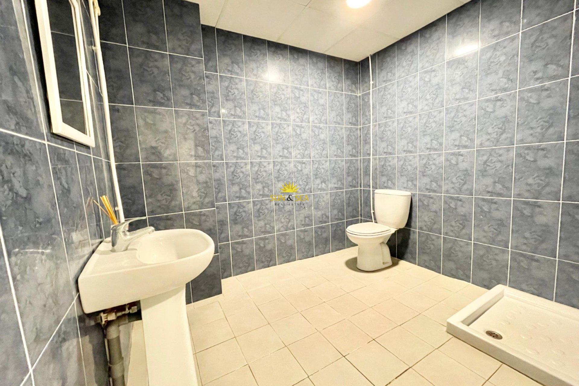 Revente - Commercial - Torrevieja - Playa del Cura