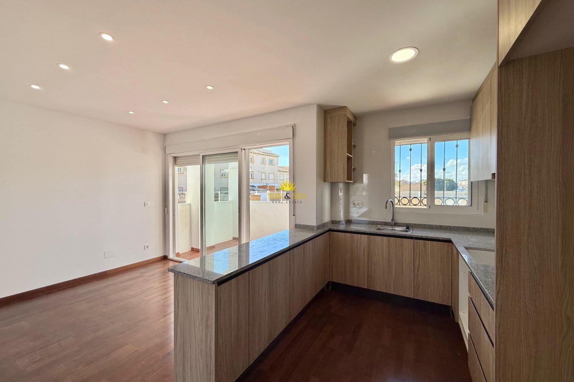 Revente - Ground Floor - Orihuela Costa - Punta Prima