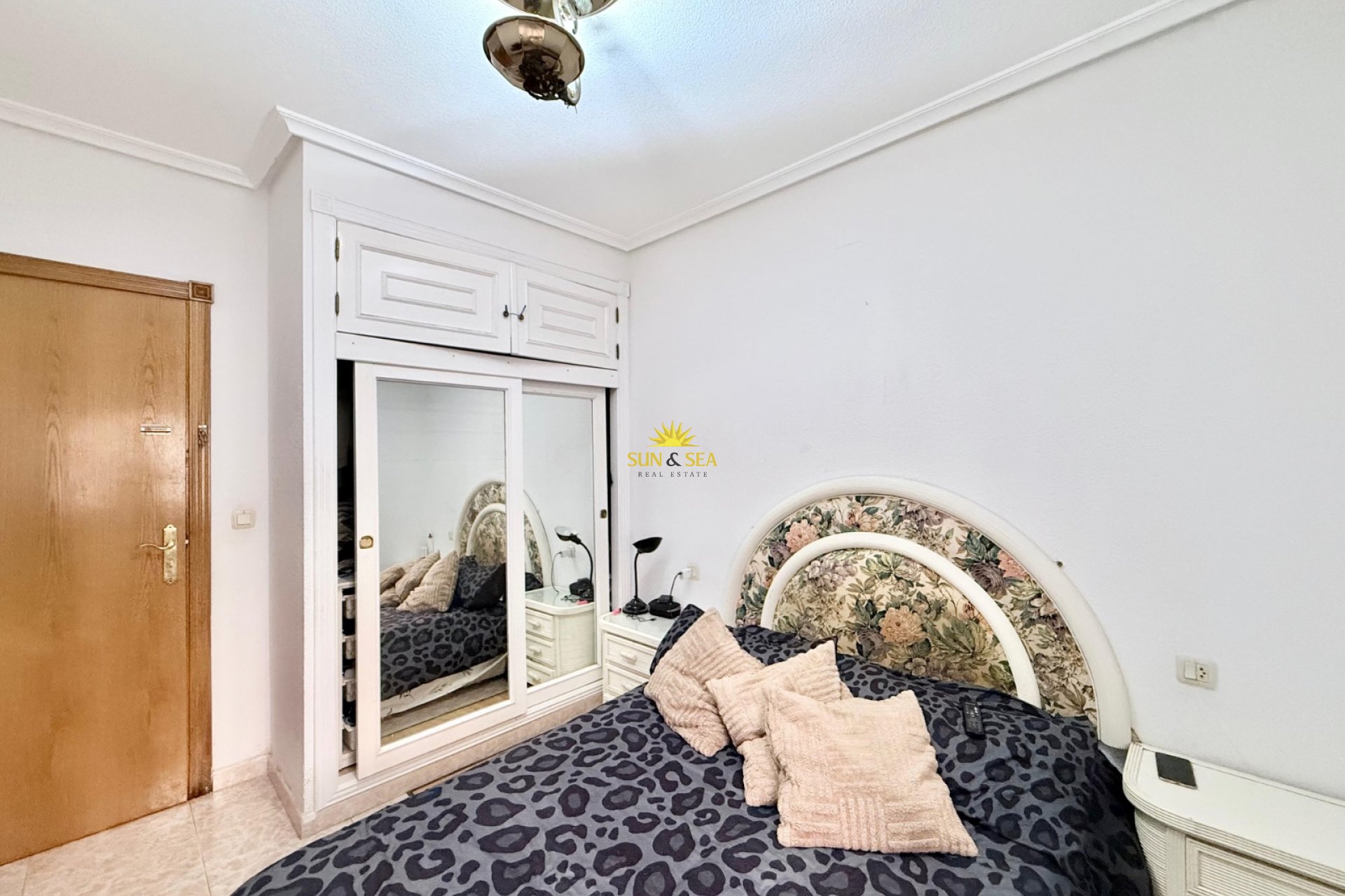 Revente - Ground Floor - Torrevieja - Centro