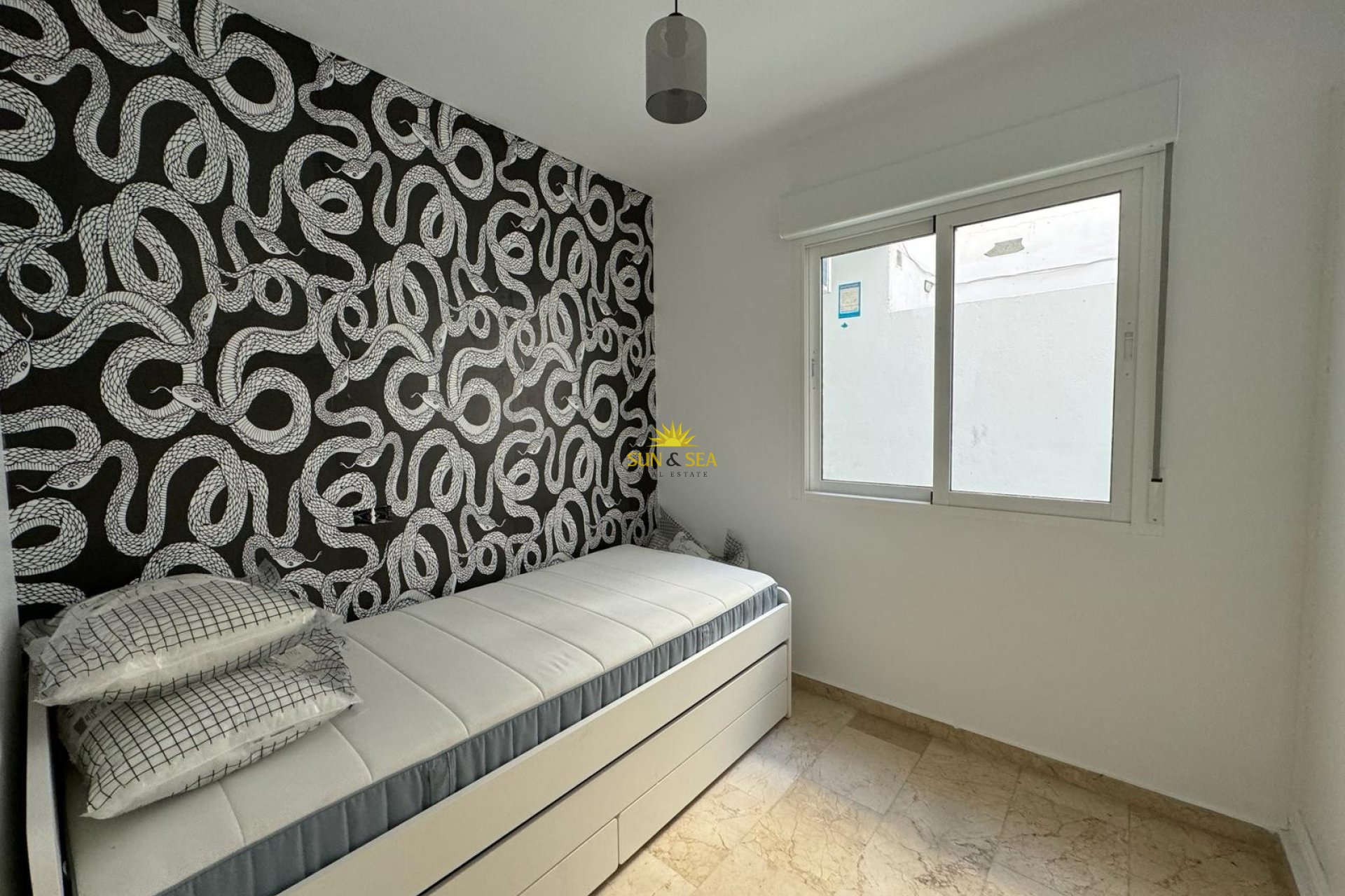 Revente - Ground Floor - Torrevieja - Playa del Cura