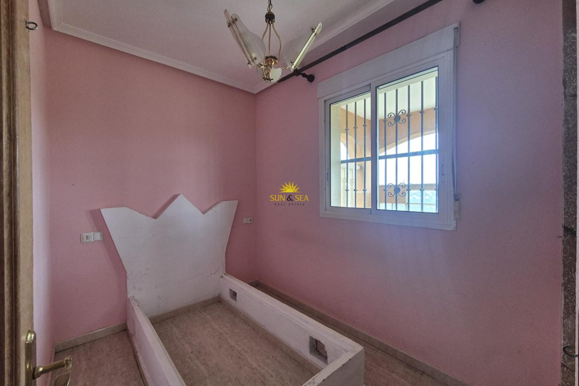 Revente - Villa indépendante - Orihuela