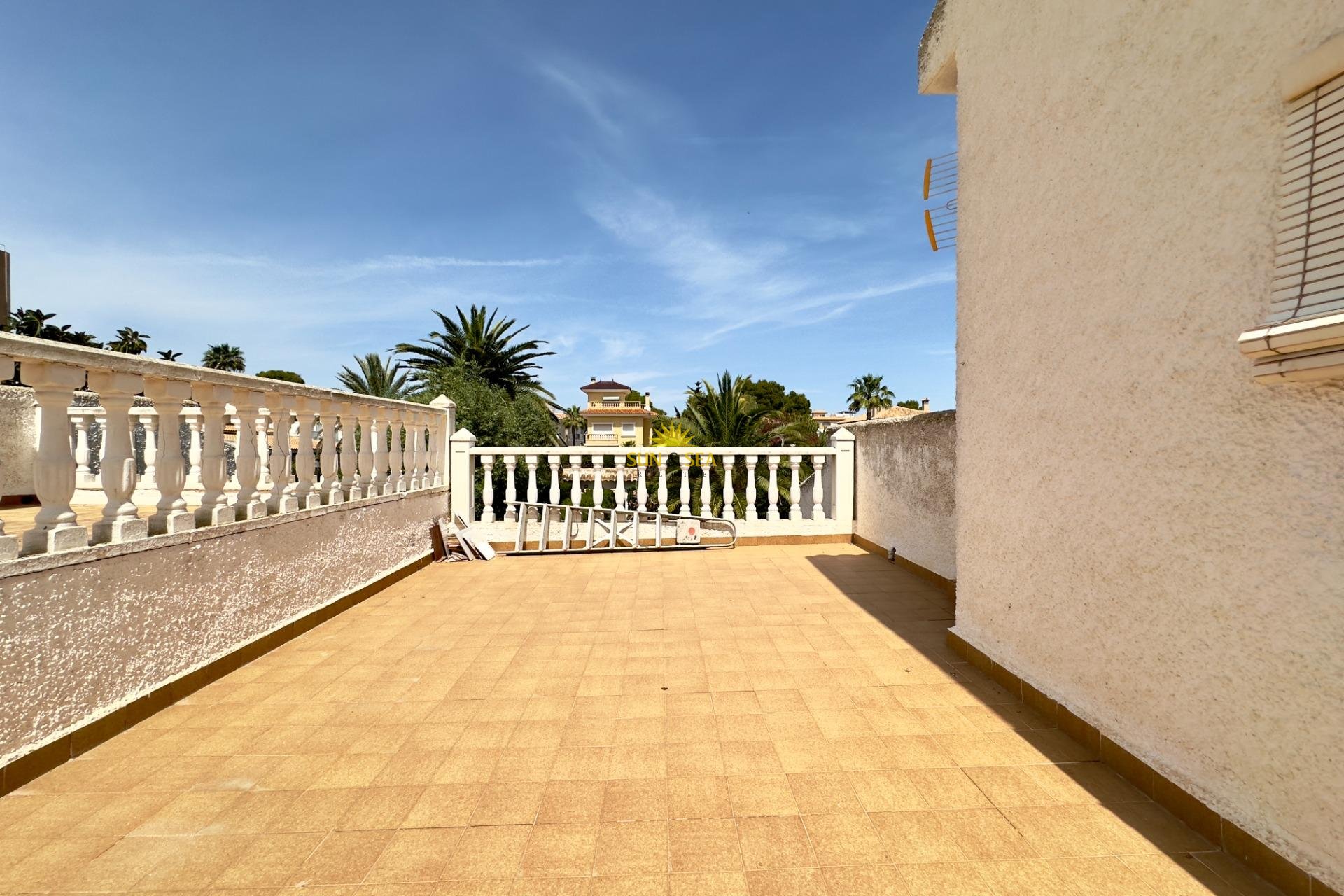 Revente - Villa - Orihuela Costa - La Zenia