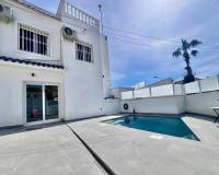 Revente - Villa - San Miguel de Salinas - Las filipinas