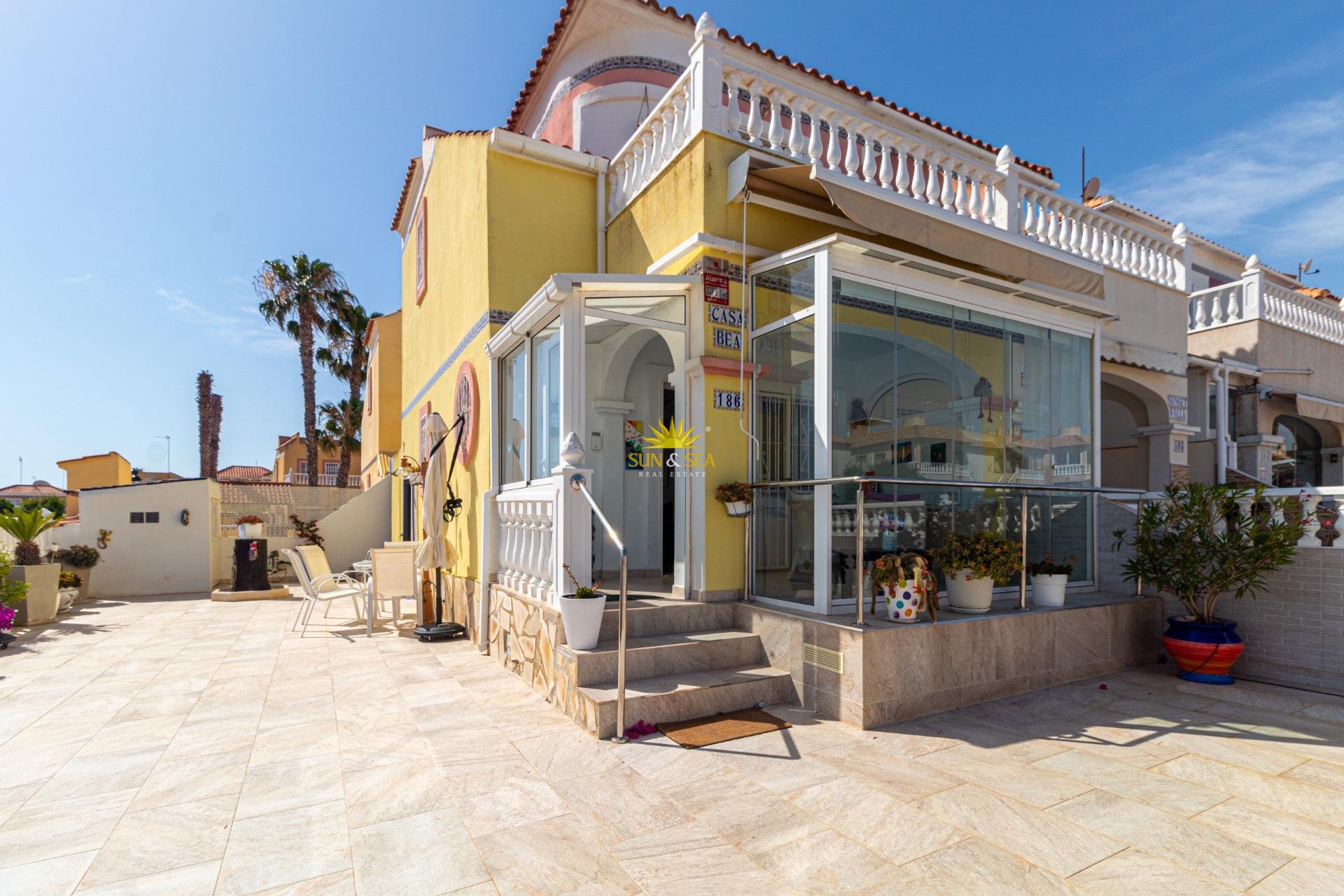 Revente - Villa / Semi détaché - Orihuela Costa - La Regia
