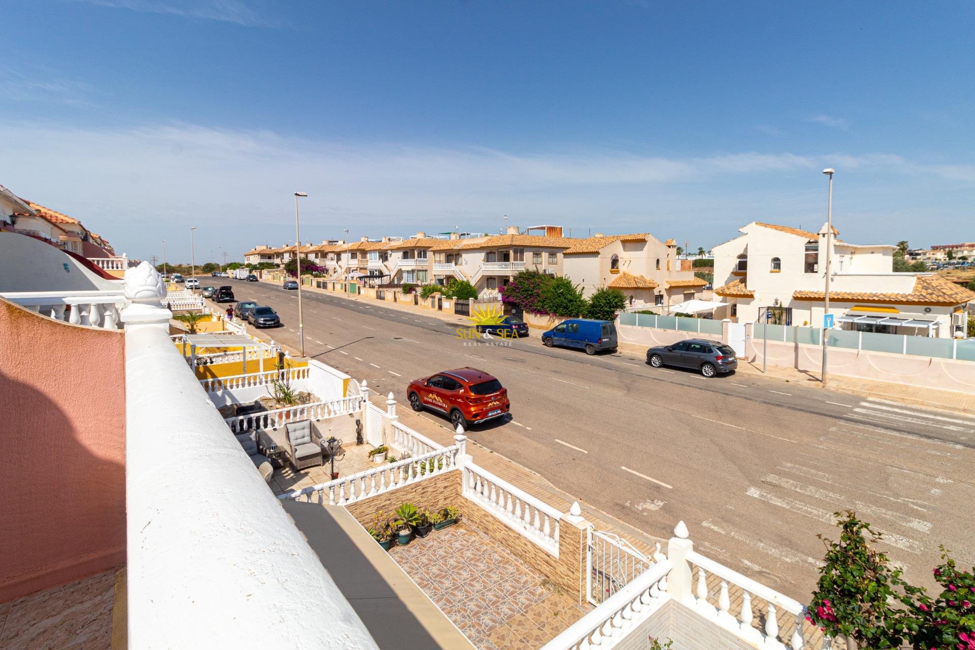 Revente - Villa / Semi détaché - Orihuela Costa - La Regia