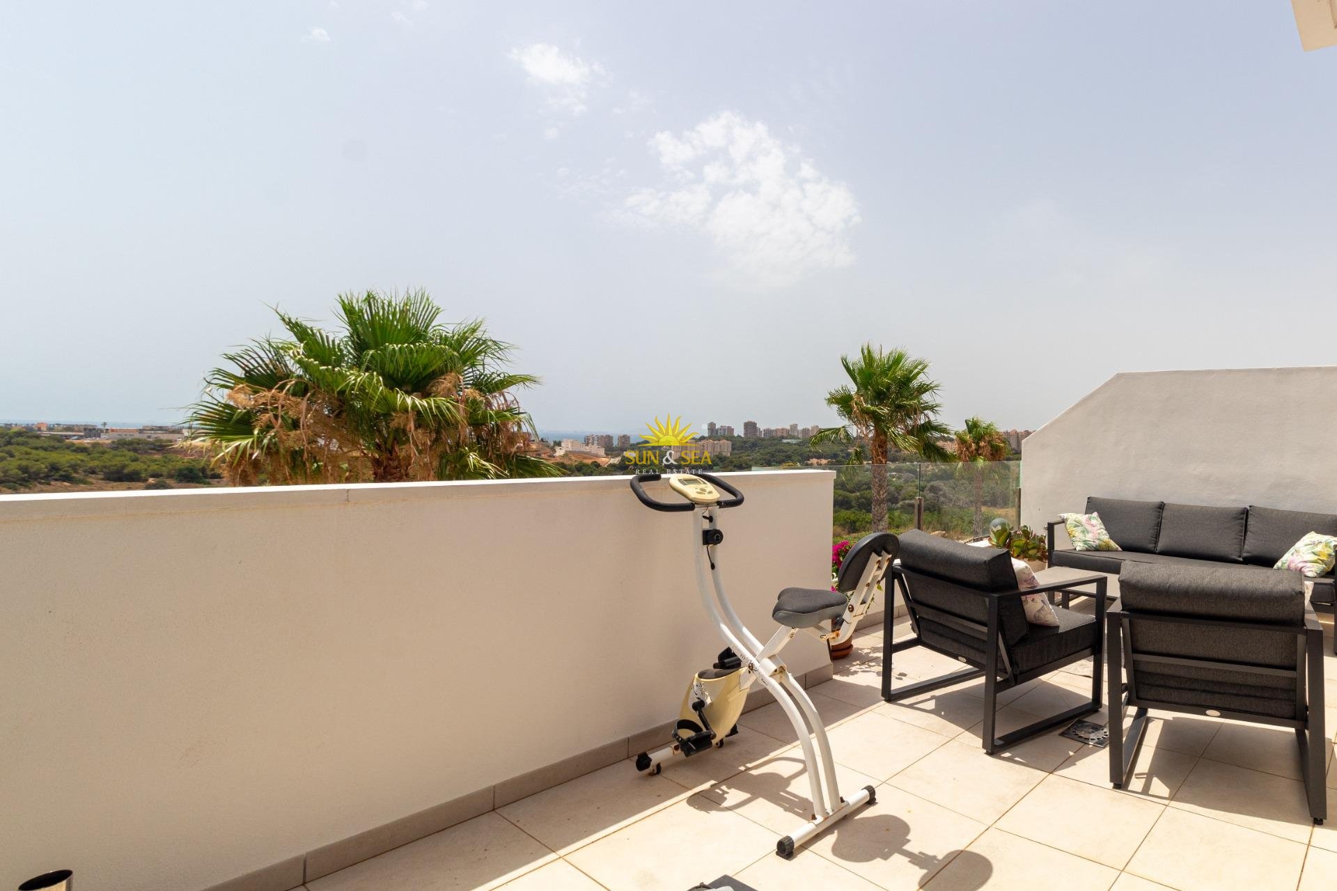 Revente - Villa / Semi détaché - Orihuela Costa - Lomas de Cabo Roig