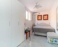 Revente - Villa / Semi détaché - Torrevieja - Acequion