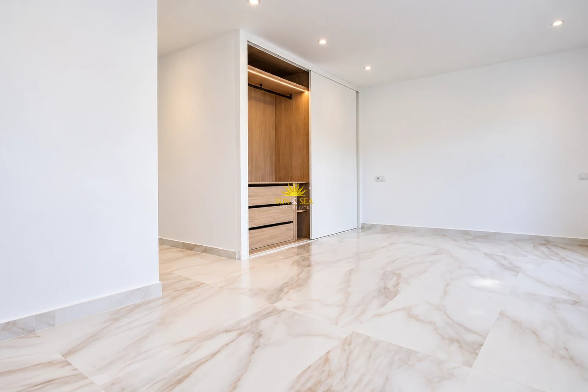 Revente - Villa - Torrevieja - El Chaparral