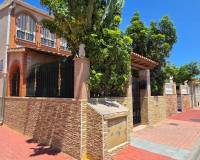 Revente - Villa - Torrevieja - Playa de los Naufragos
