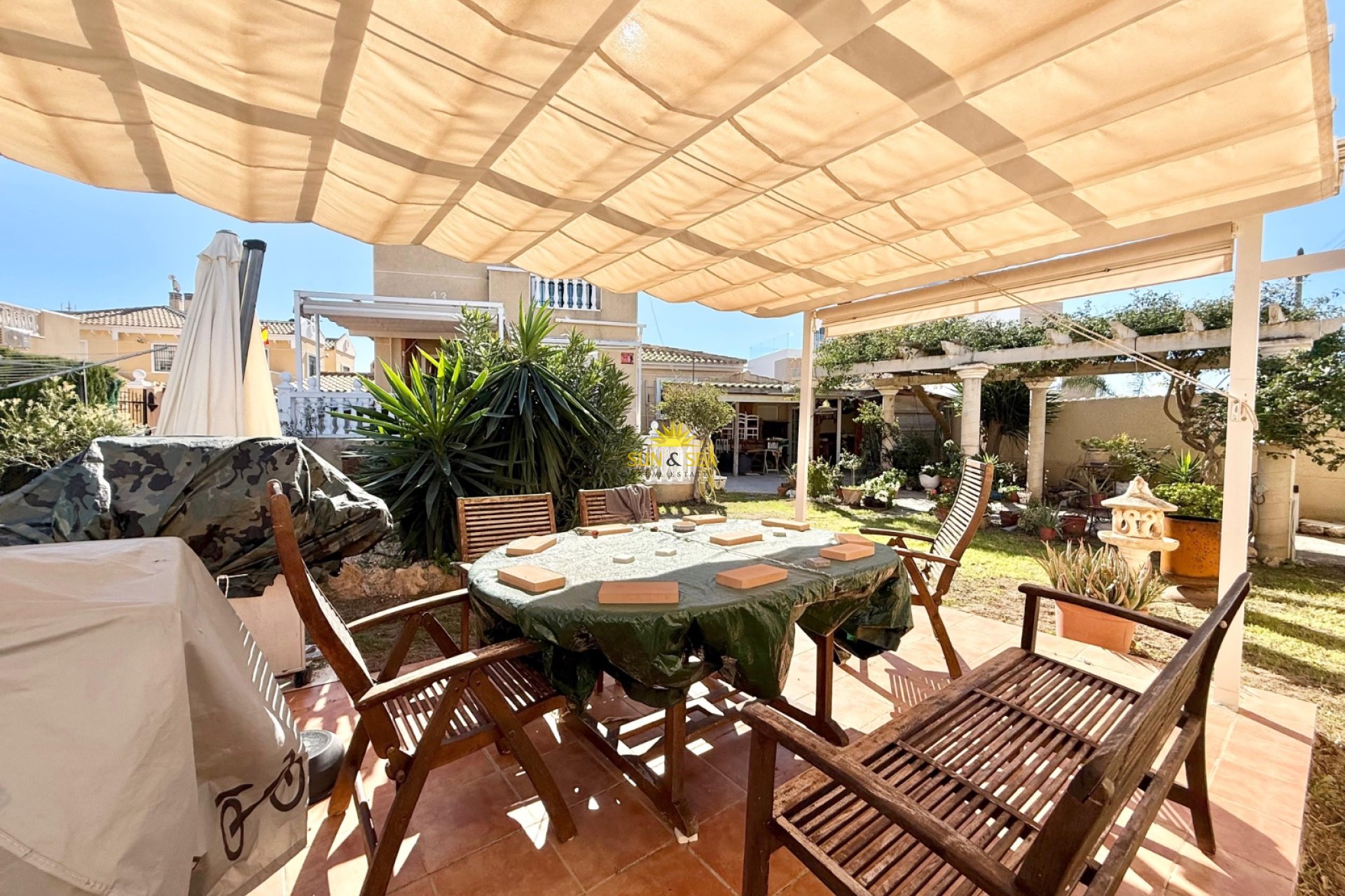 Revente - Villa - Torrevieja - Urb. Jardín del Mar