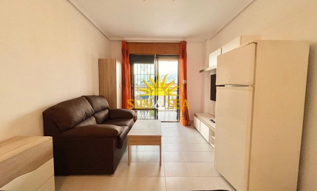 Studio apartment - Herverkoop - Torrevieja - 