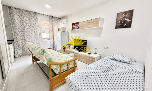 Studio apartment - Lange Termijn Verhuur - Torrevieja - Centro