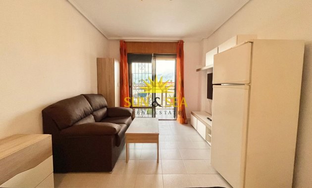 Studio apartment - Resale - Torrevieja - El Chaparral