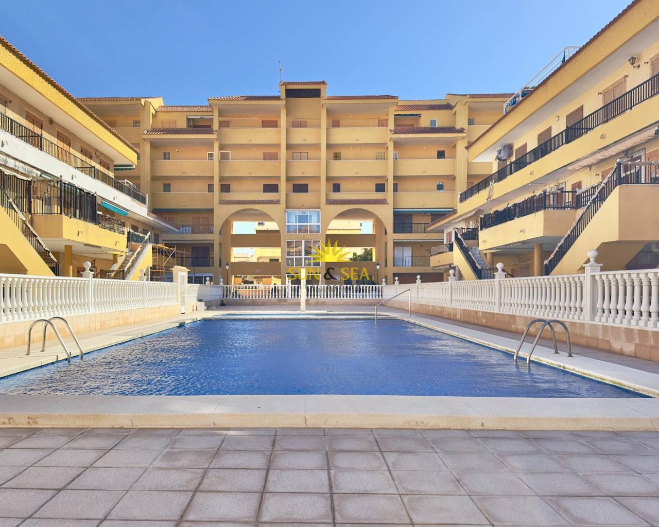 Studio apartment - Resale - Torrevieja - Los Europeos