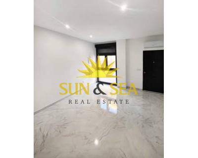 Studio apartment - Resale - Torrevieja - SS00-233L