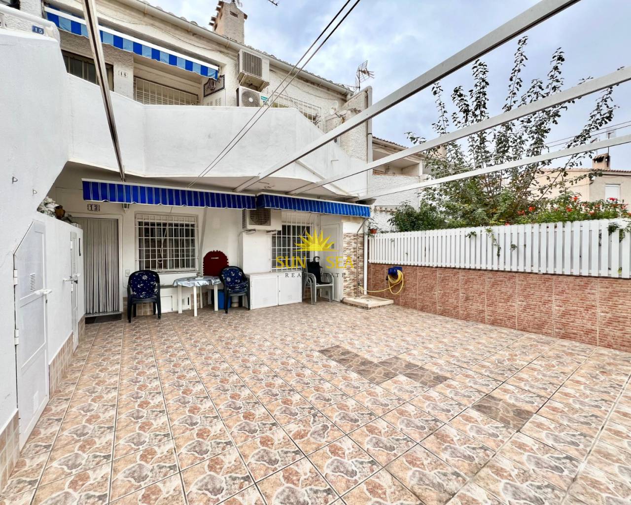 Townhouse - Аренда на длительный срок - Orihuela Costa - La Regia