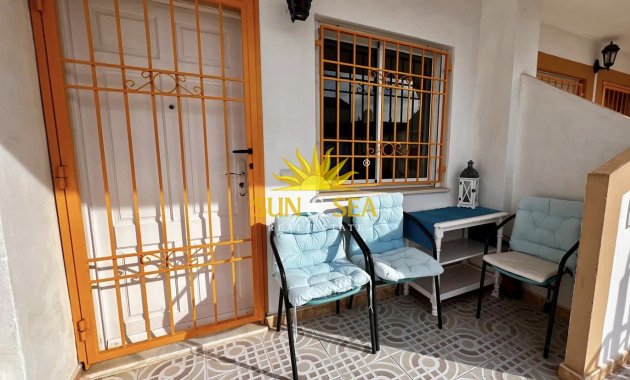 Townhouse - Долгосрочная аренда - Torrevieja - torrevieja